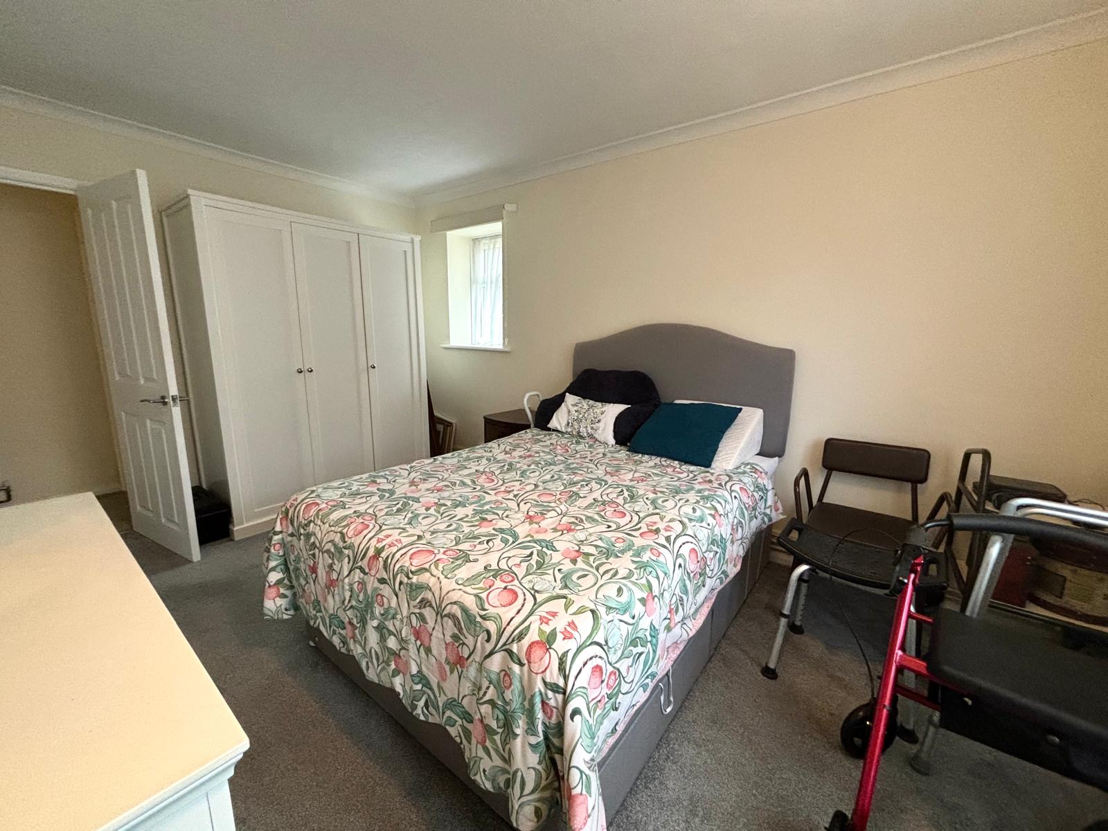 2 bed Apartment