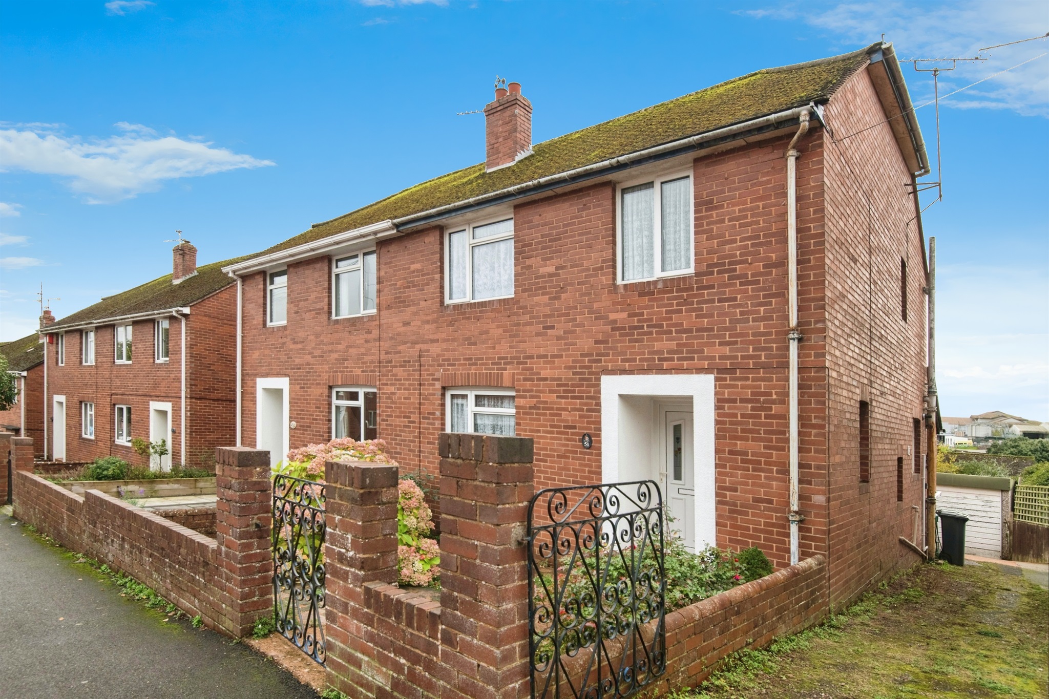 3 bed Semi-Detached