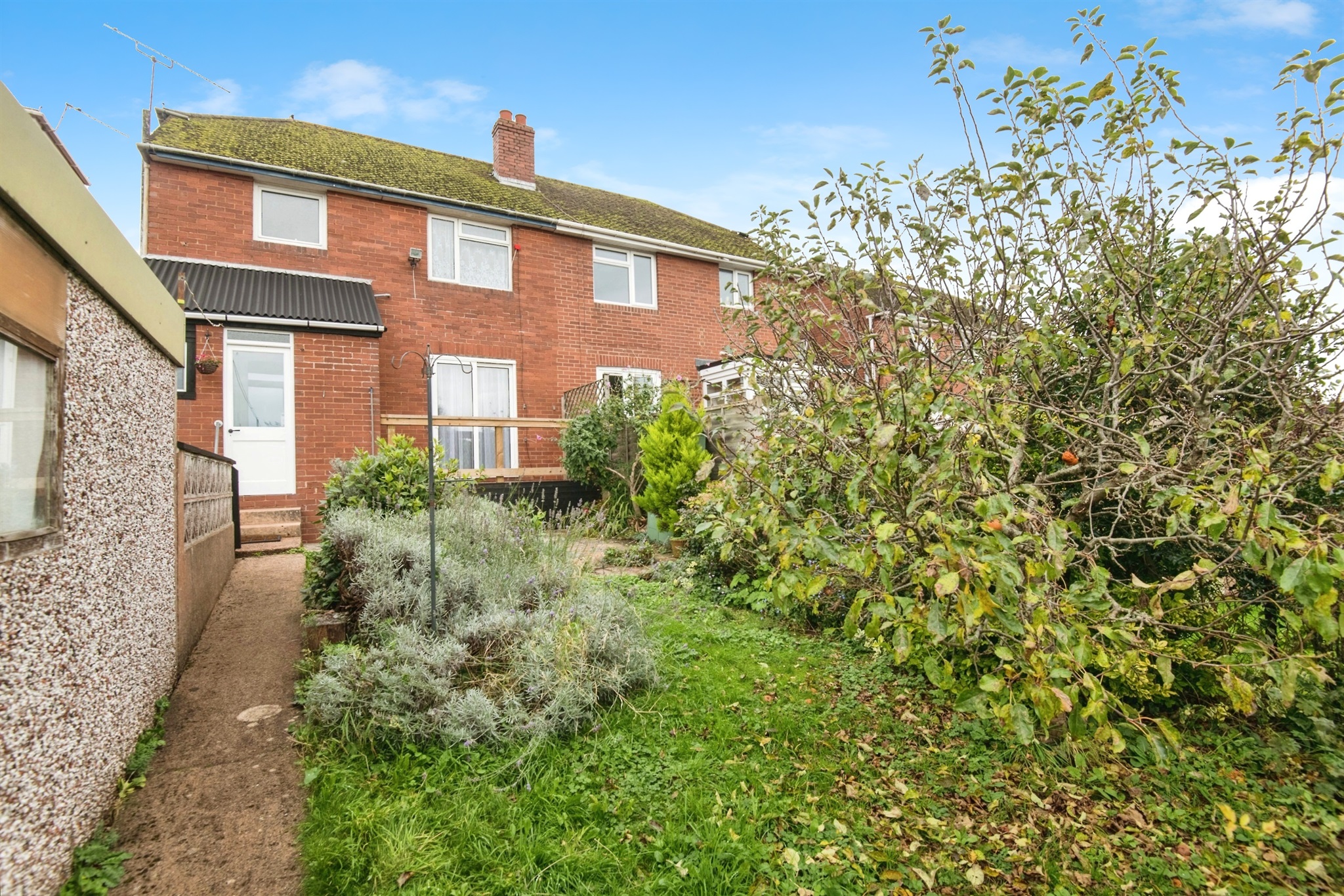 3 bed Semi-Detached