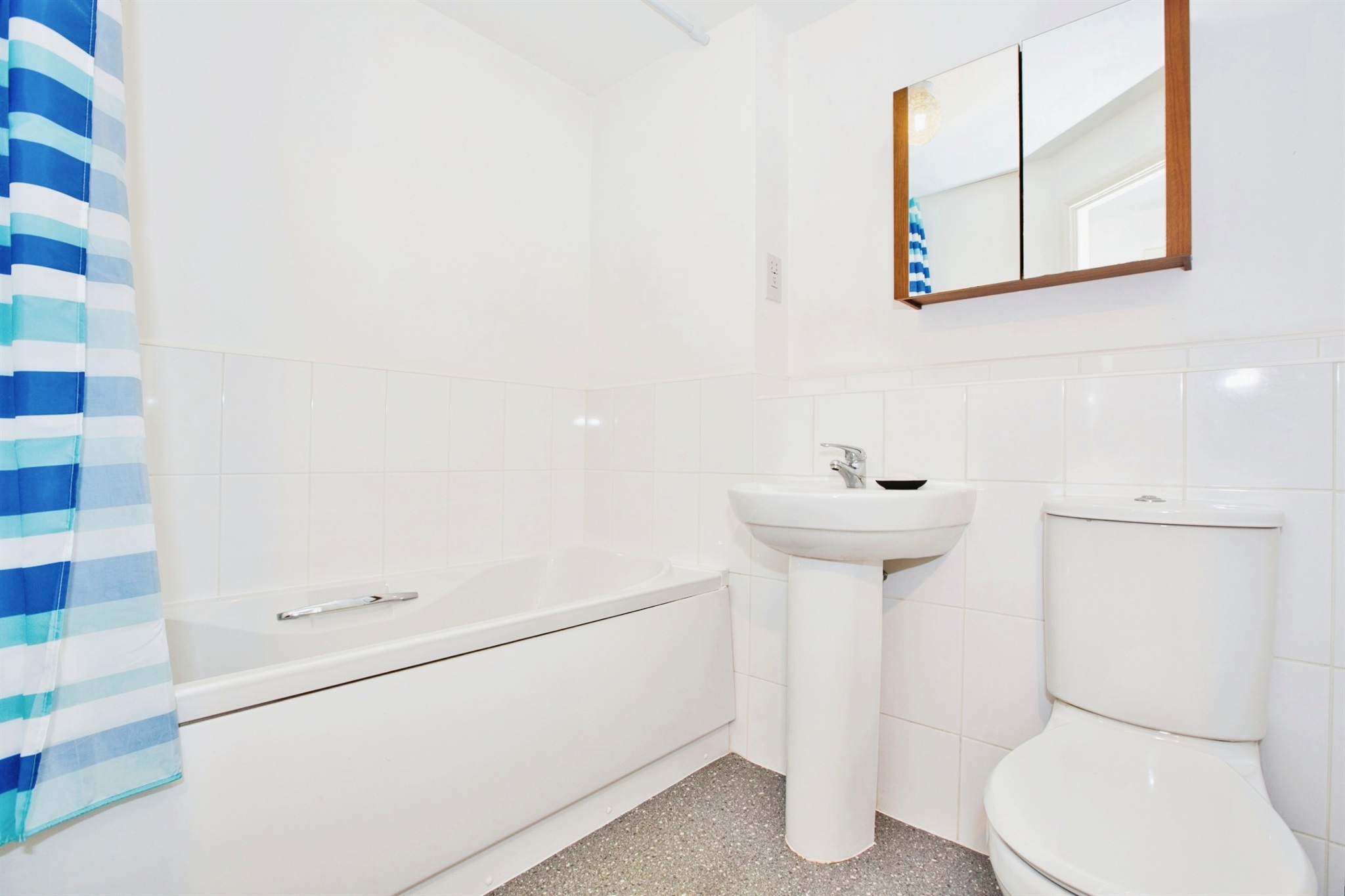 2 bed Block of Apartments