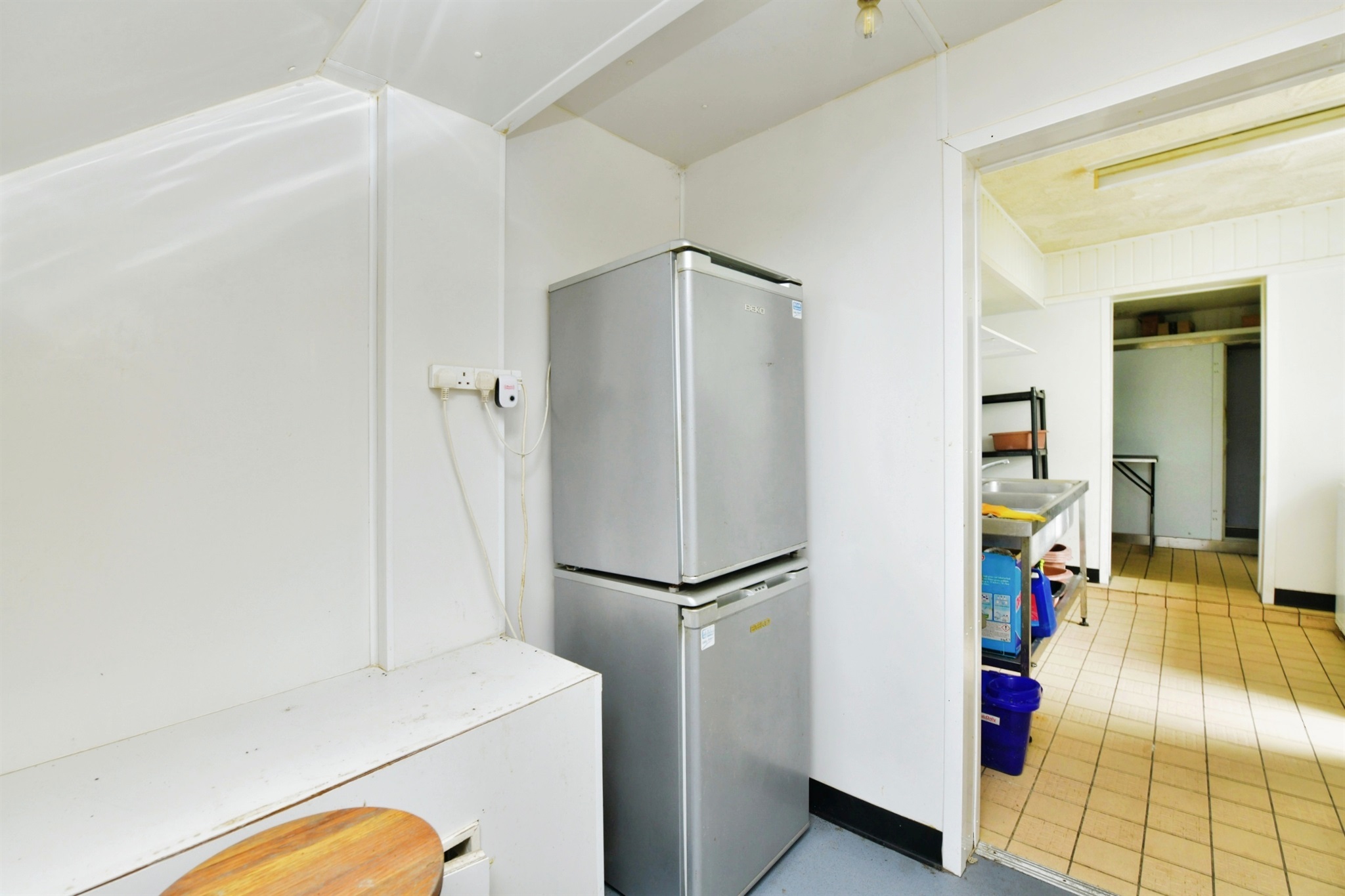 2 bed Takeaway