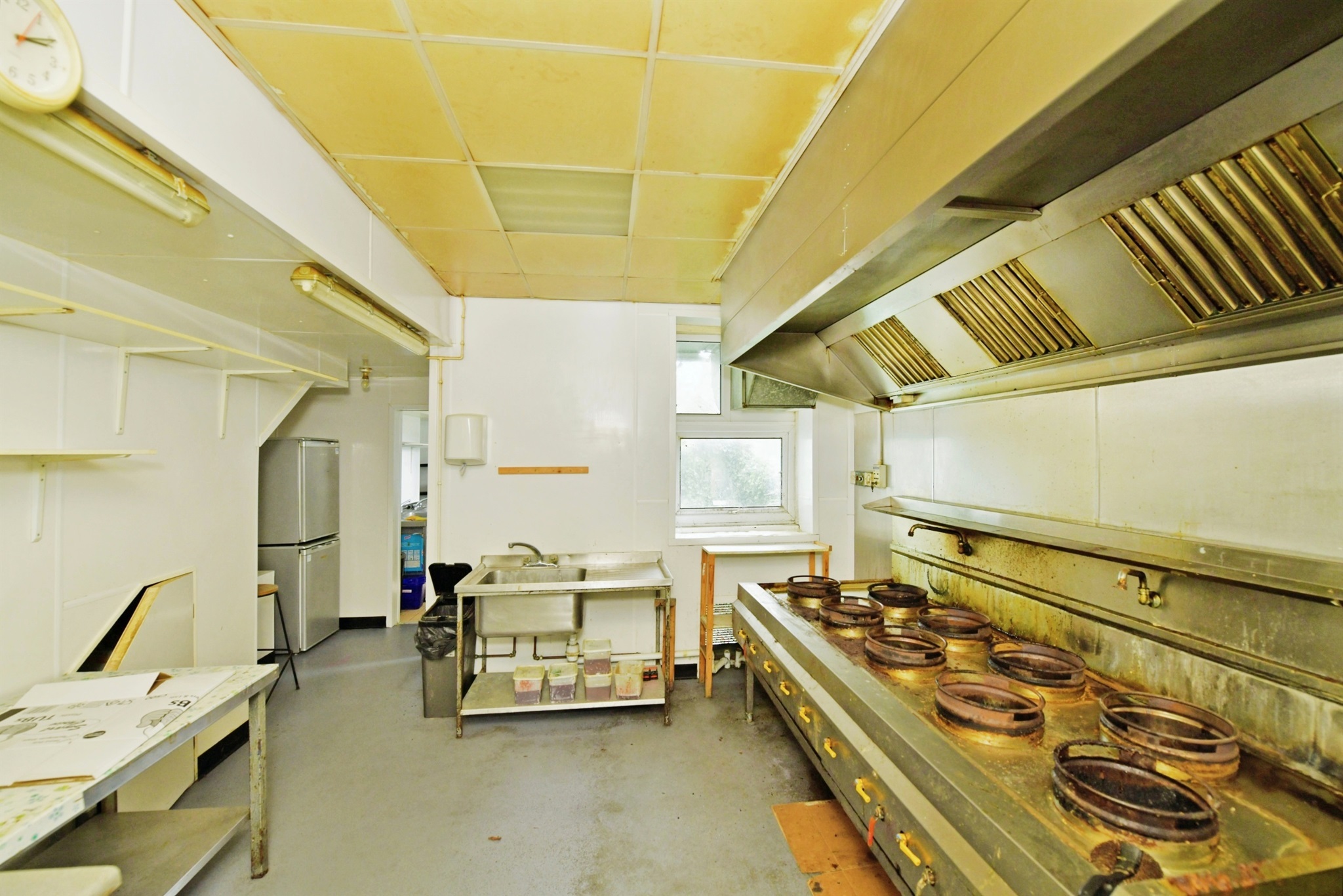 2 bed Takeaway