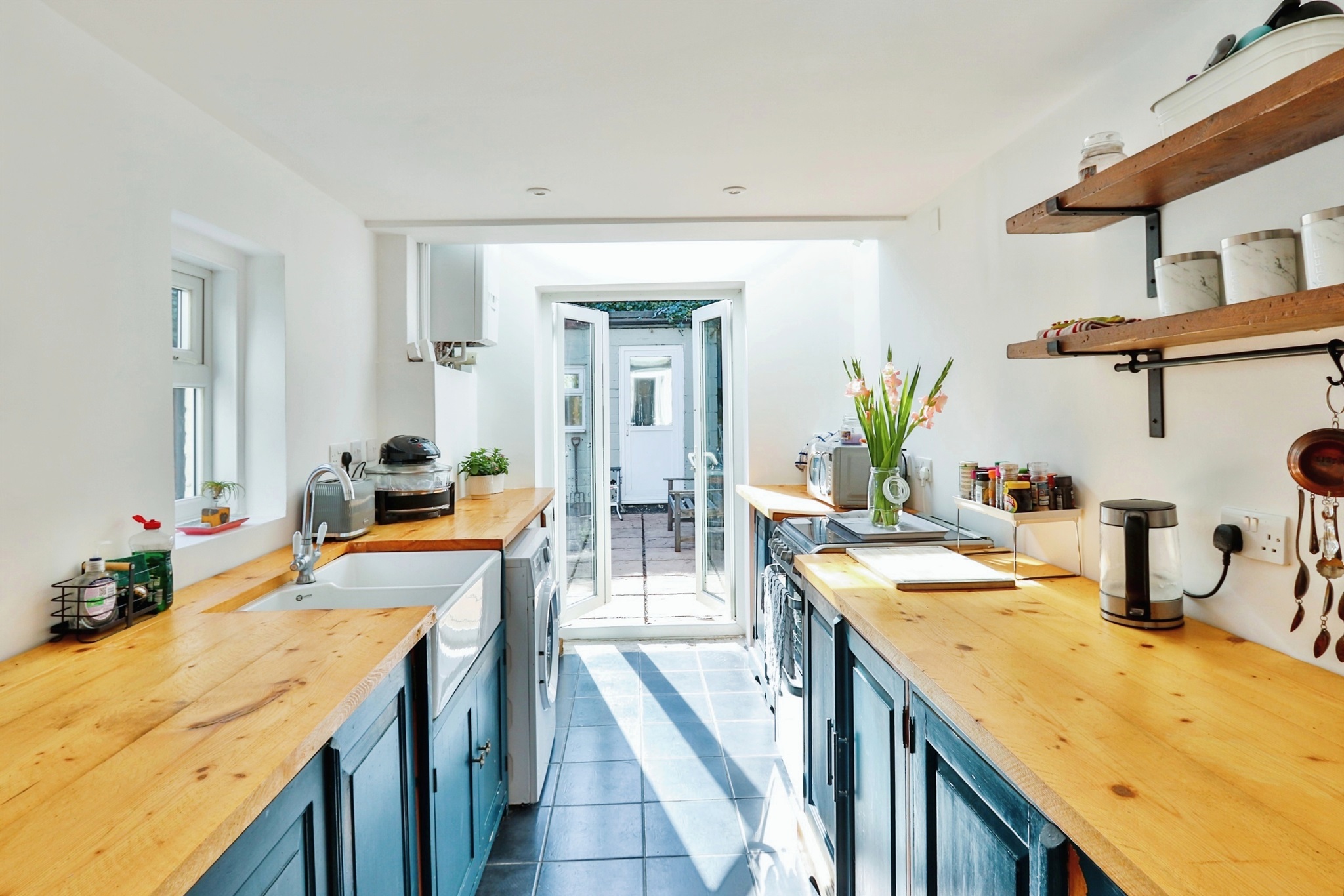 2 bed End of Terrace