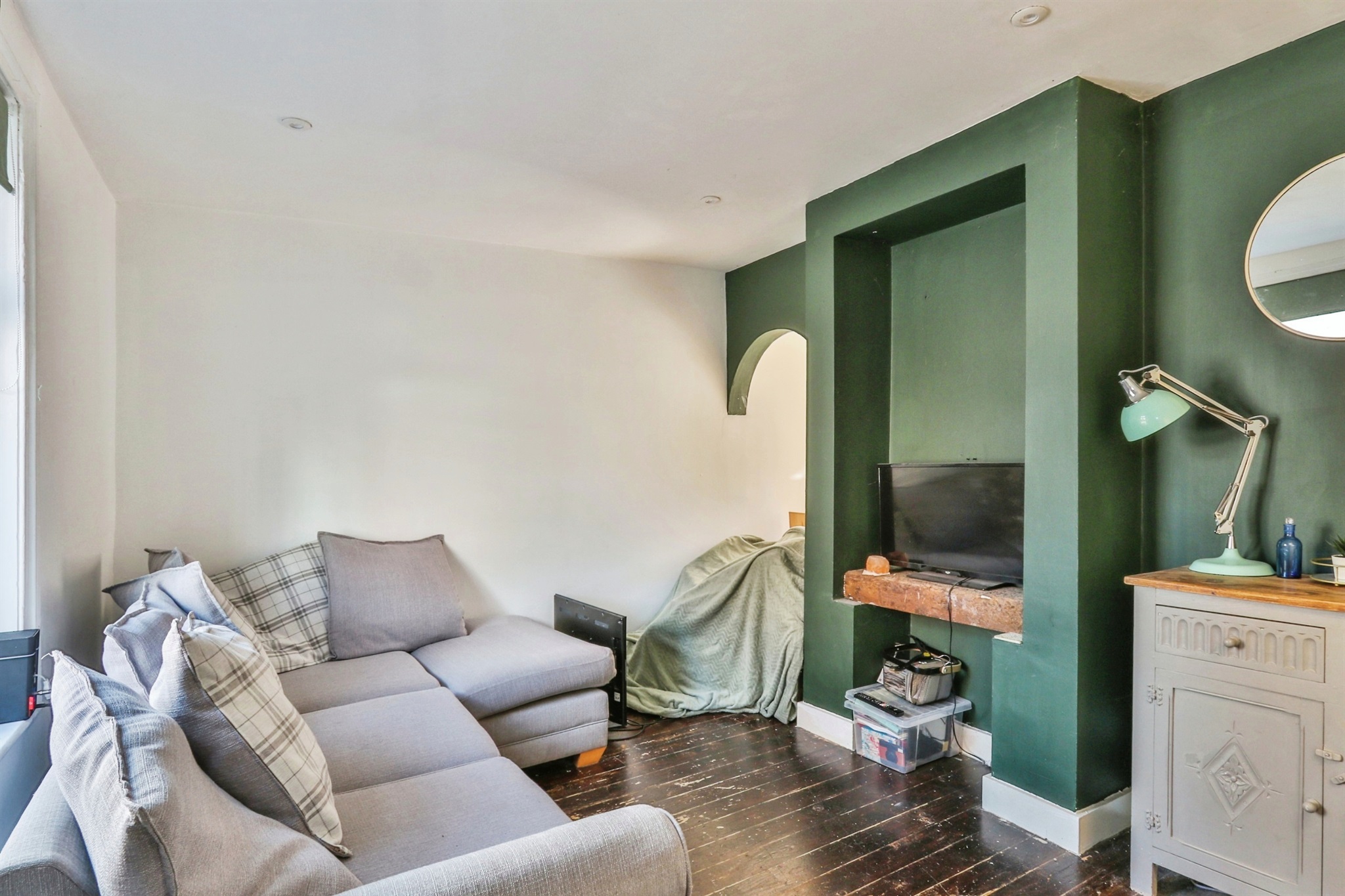 2 bed End of Terrace