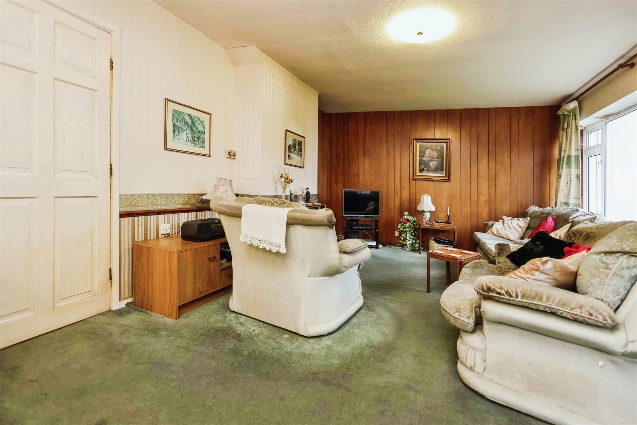 3 bed Semi-Detached