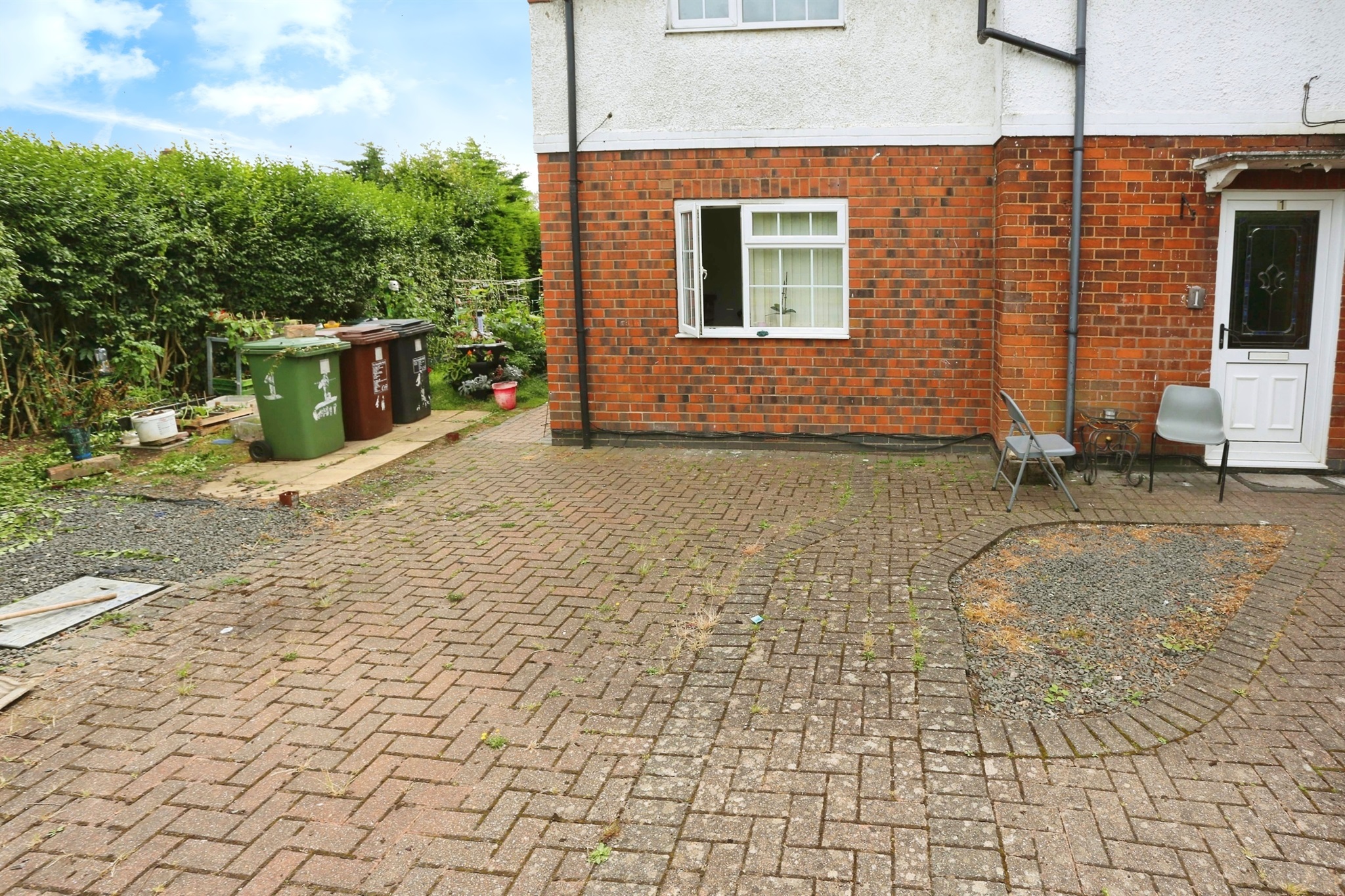 6 bed Semi-Detached