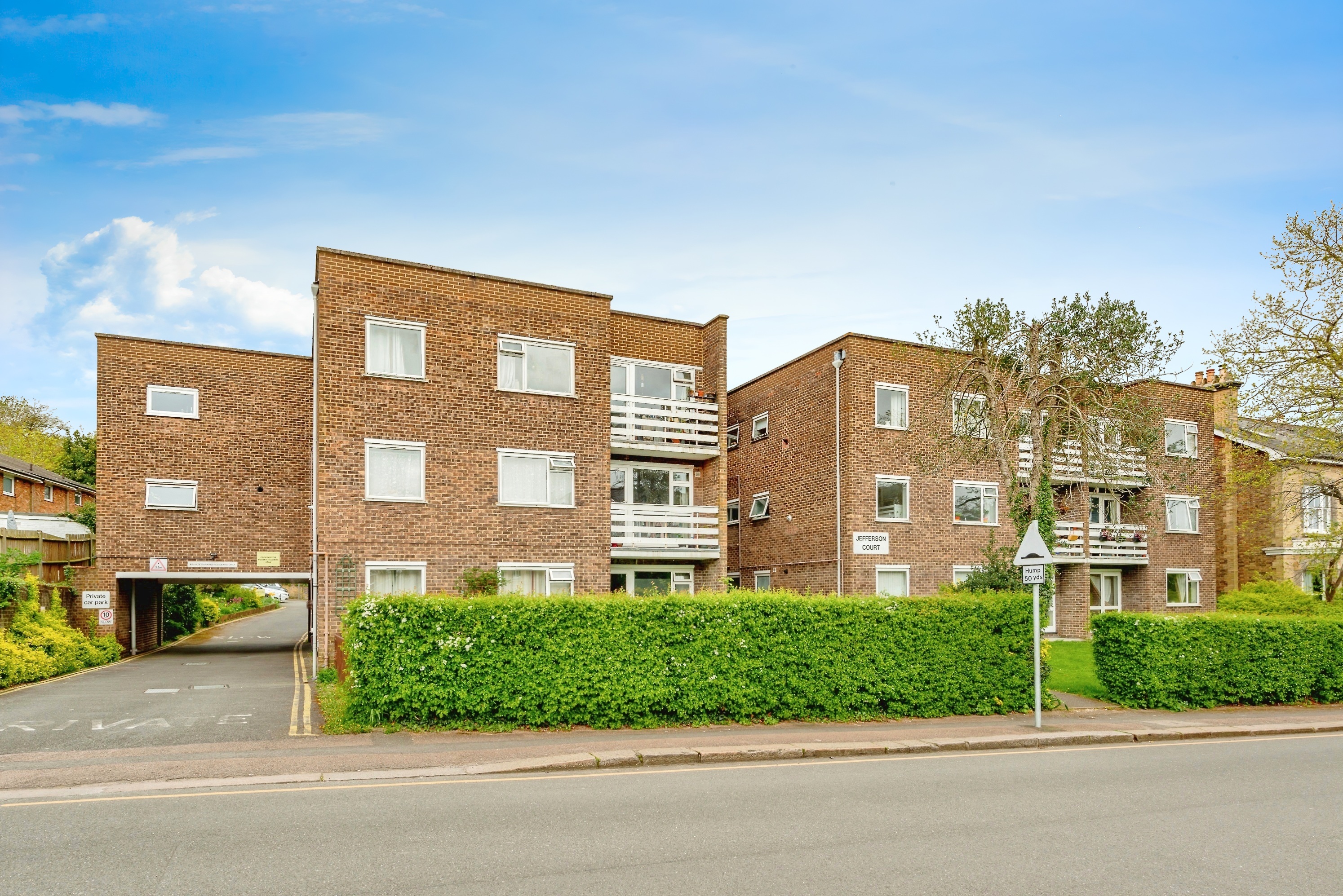 1 bed Apartment
