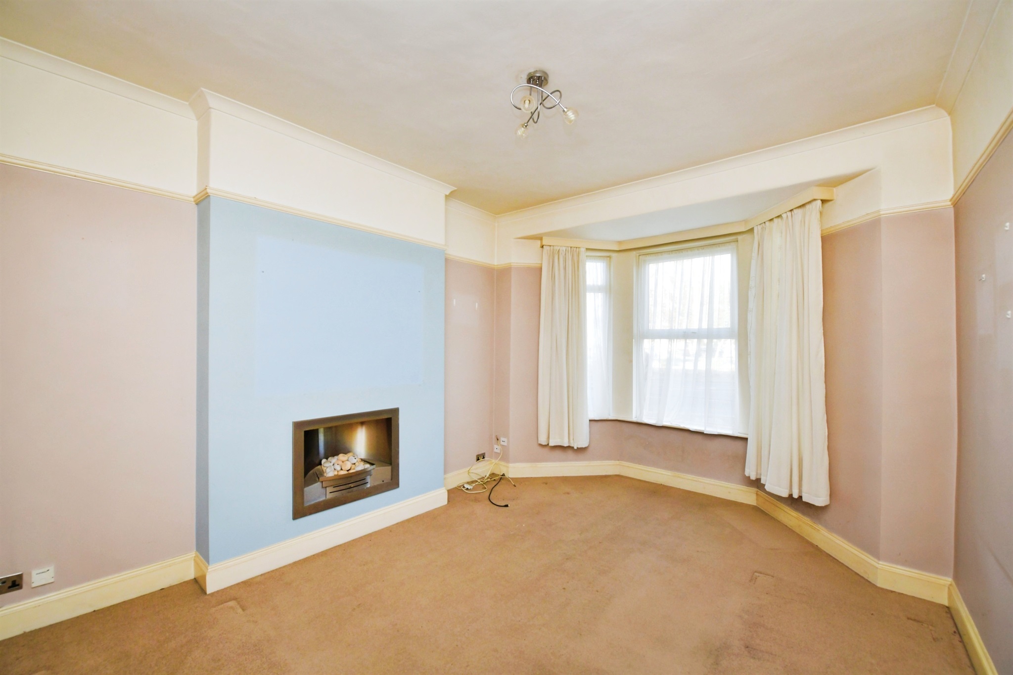 3 bed Terraced