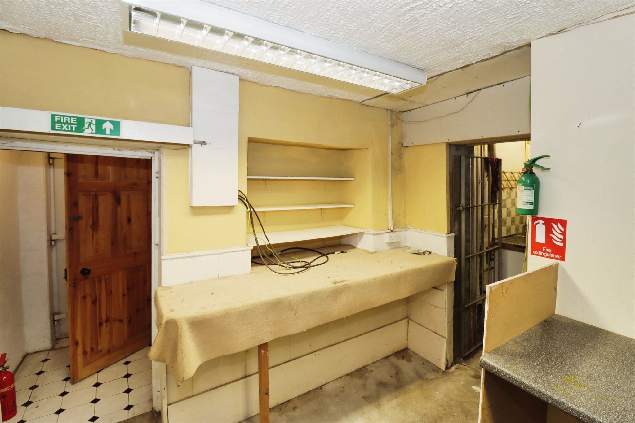 1 bed Commercial Property