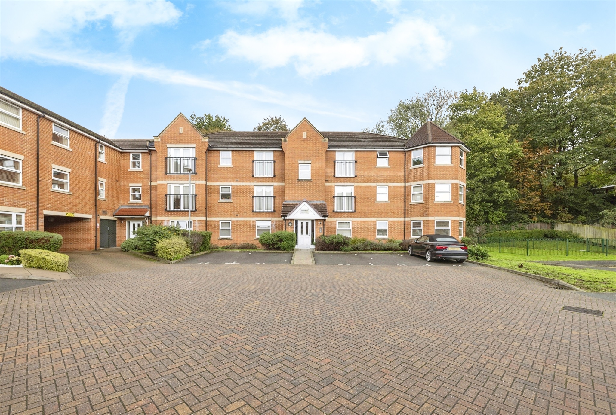 2 bed Apartment