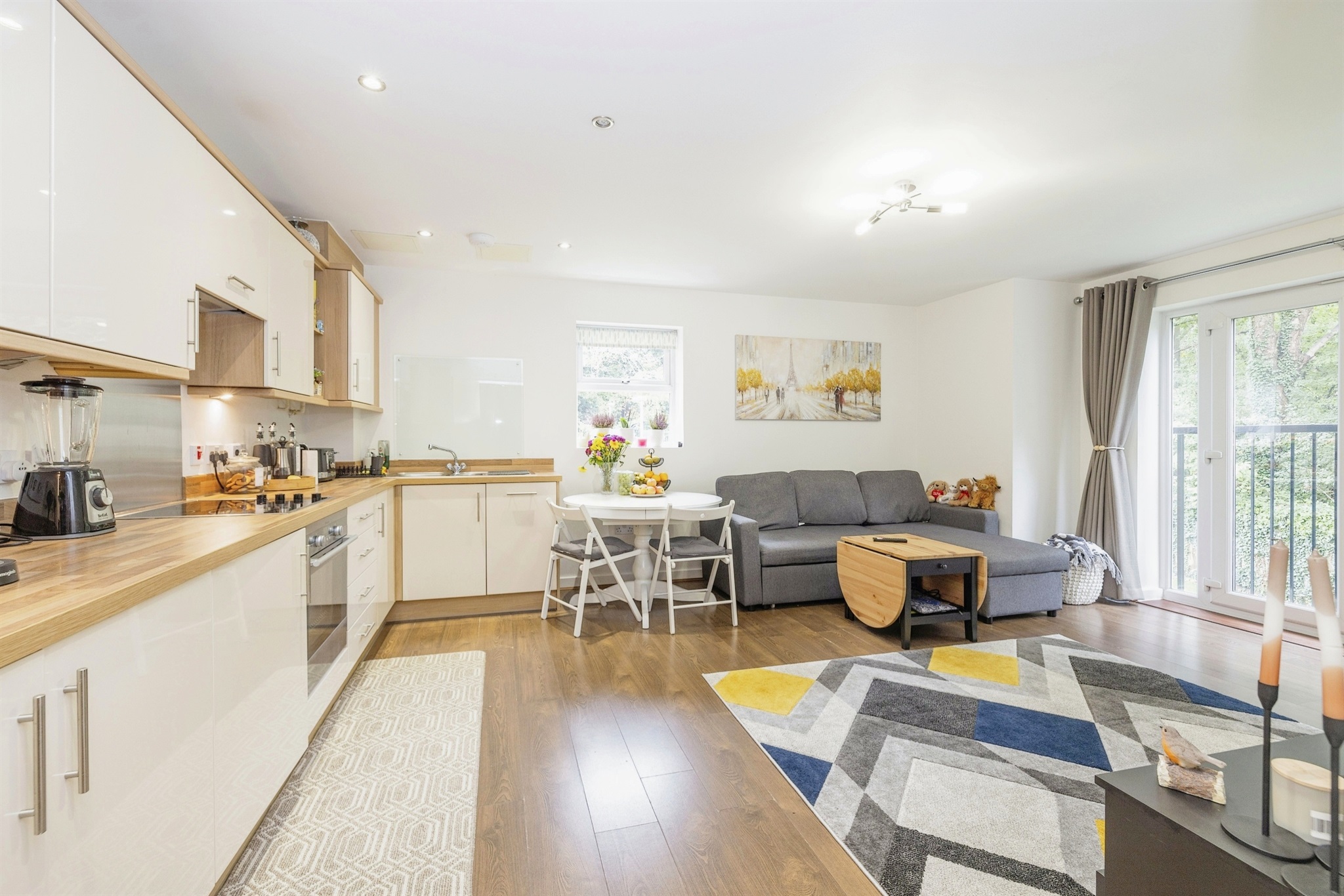 2 bed Apartment