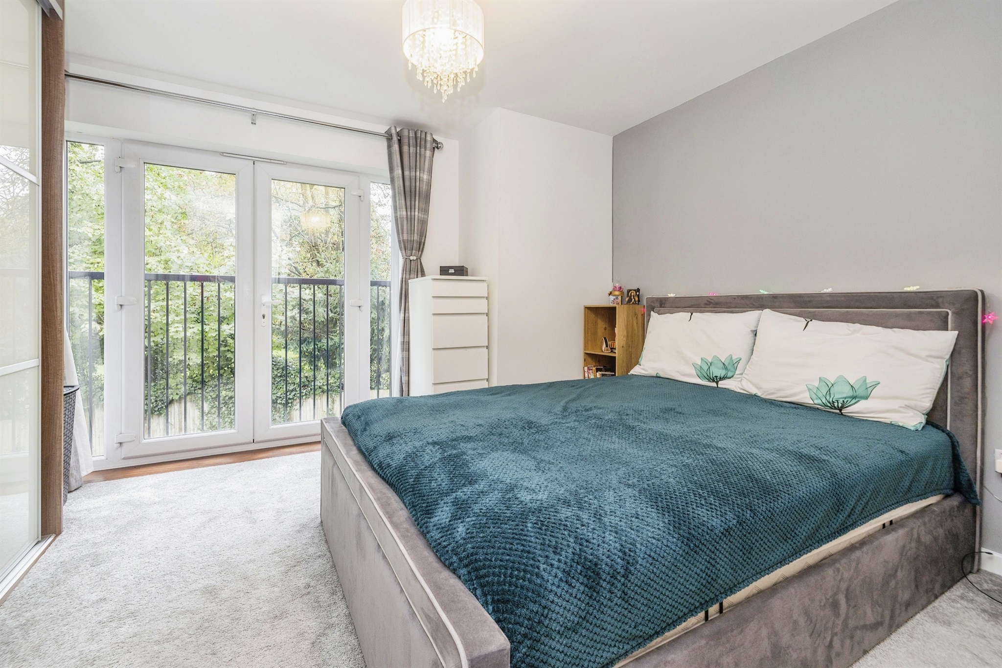 2 bed Apartment