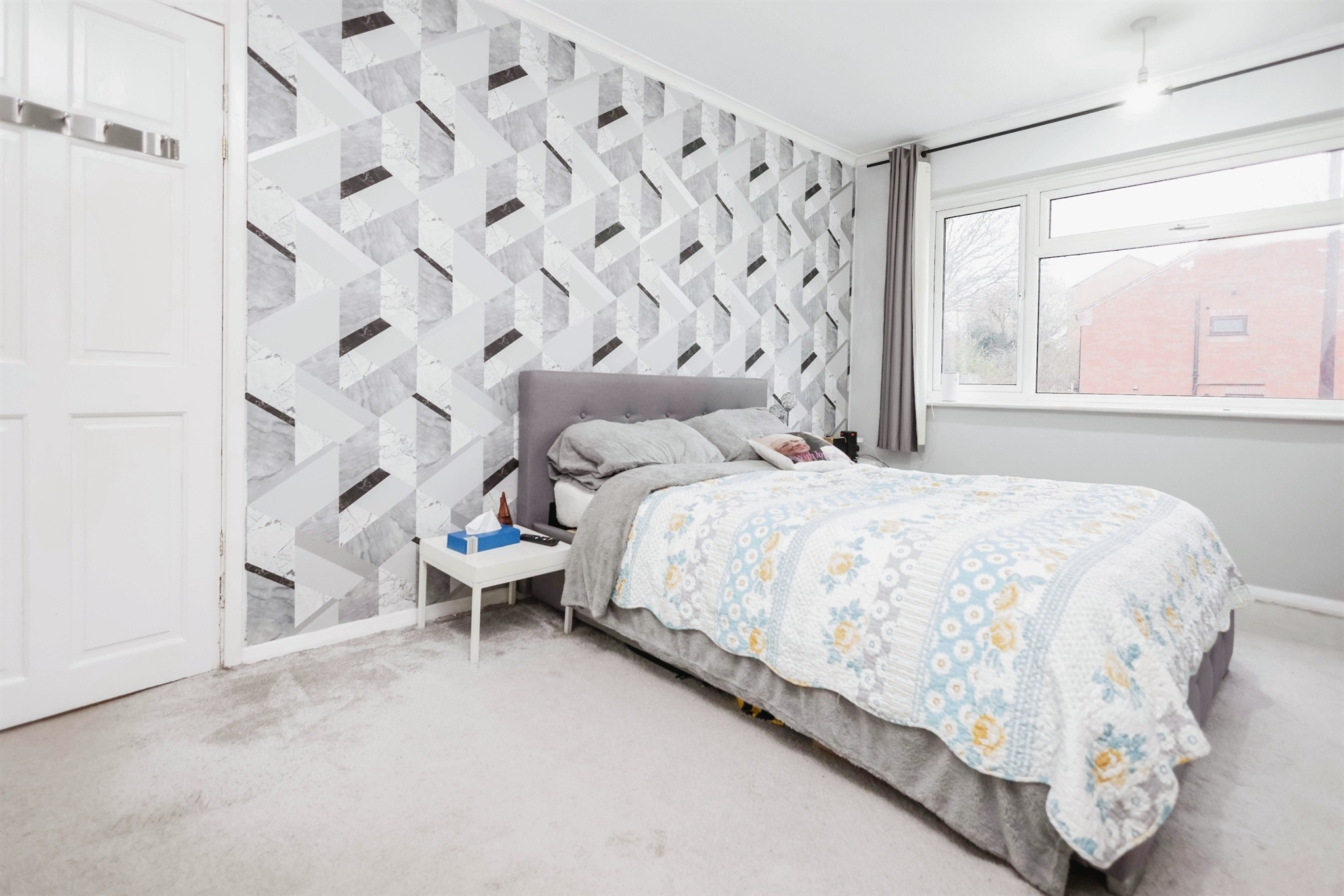 2 bed Maisonette