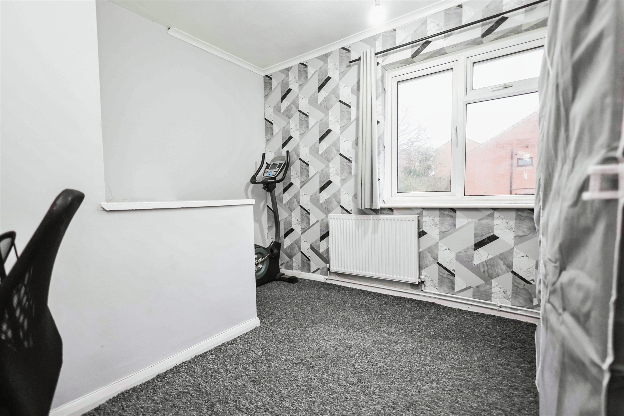 2 bed Maisonette