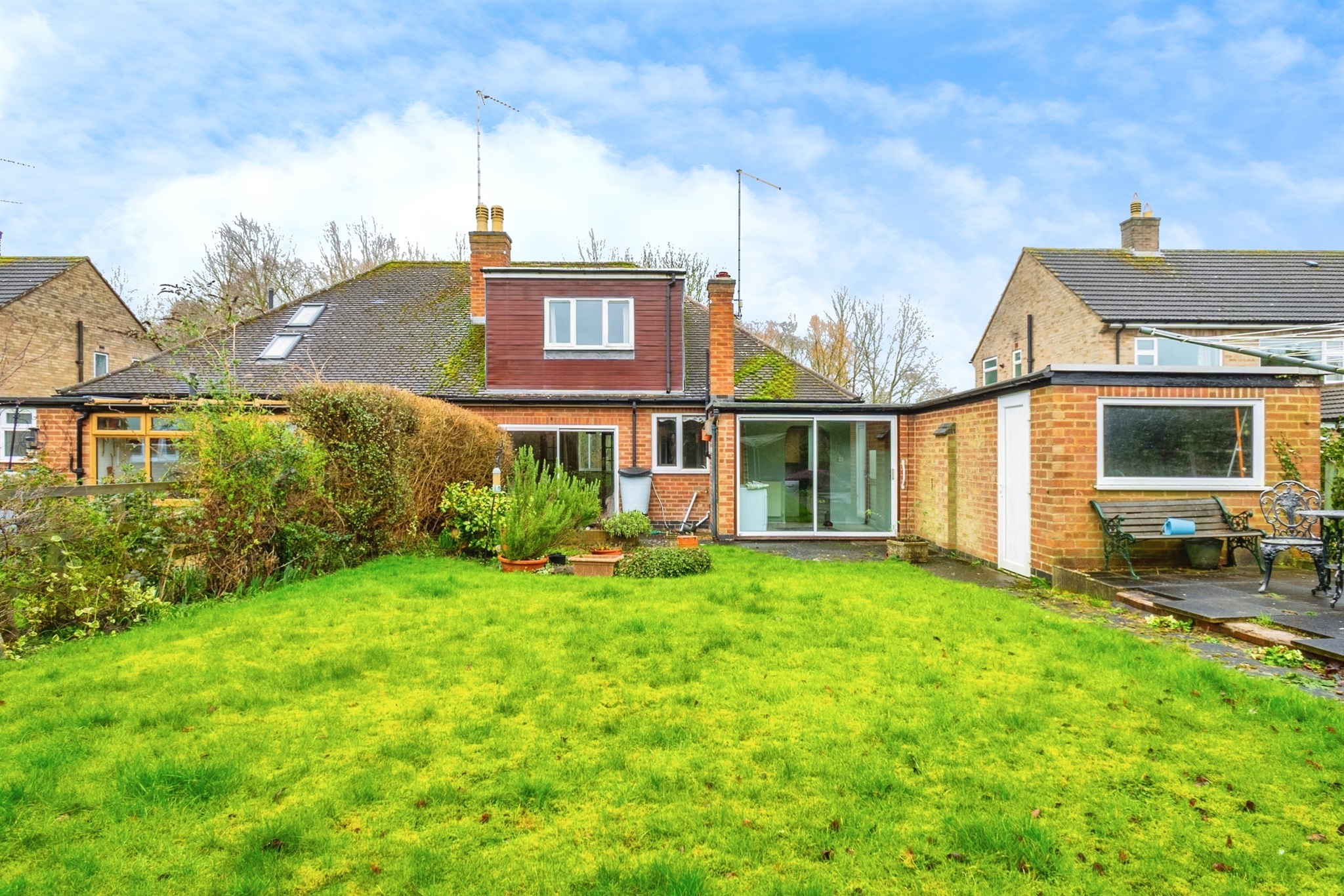3 bed Semi-Detached