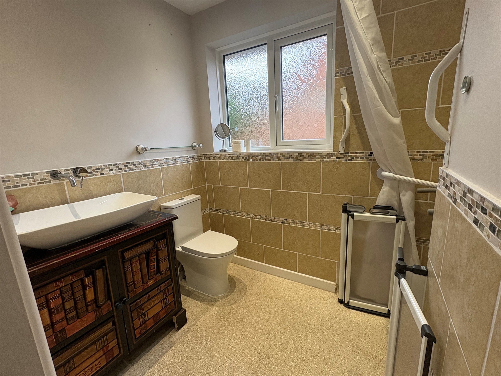 2 bed Bungalow
