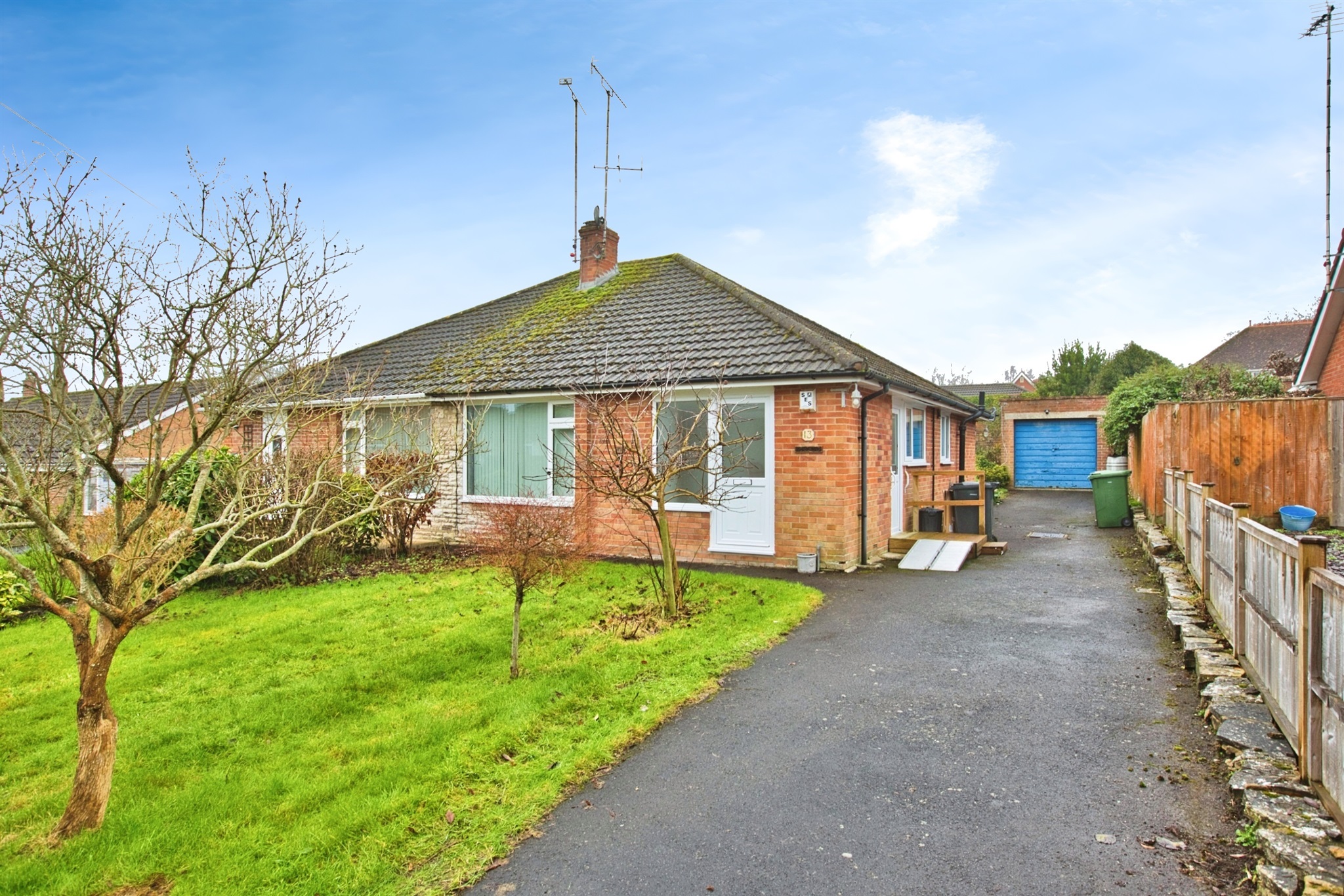 2 bed Bungalow