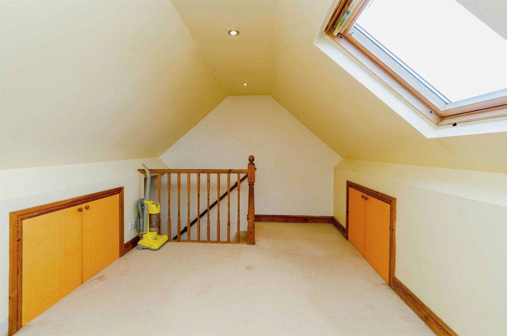 2 bed End of Terrace