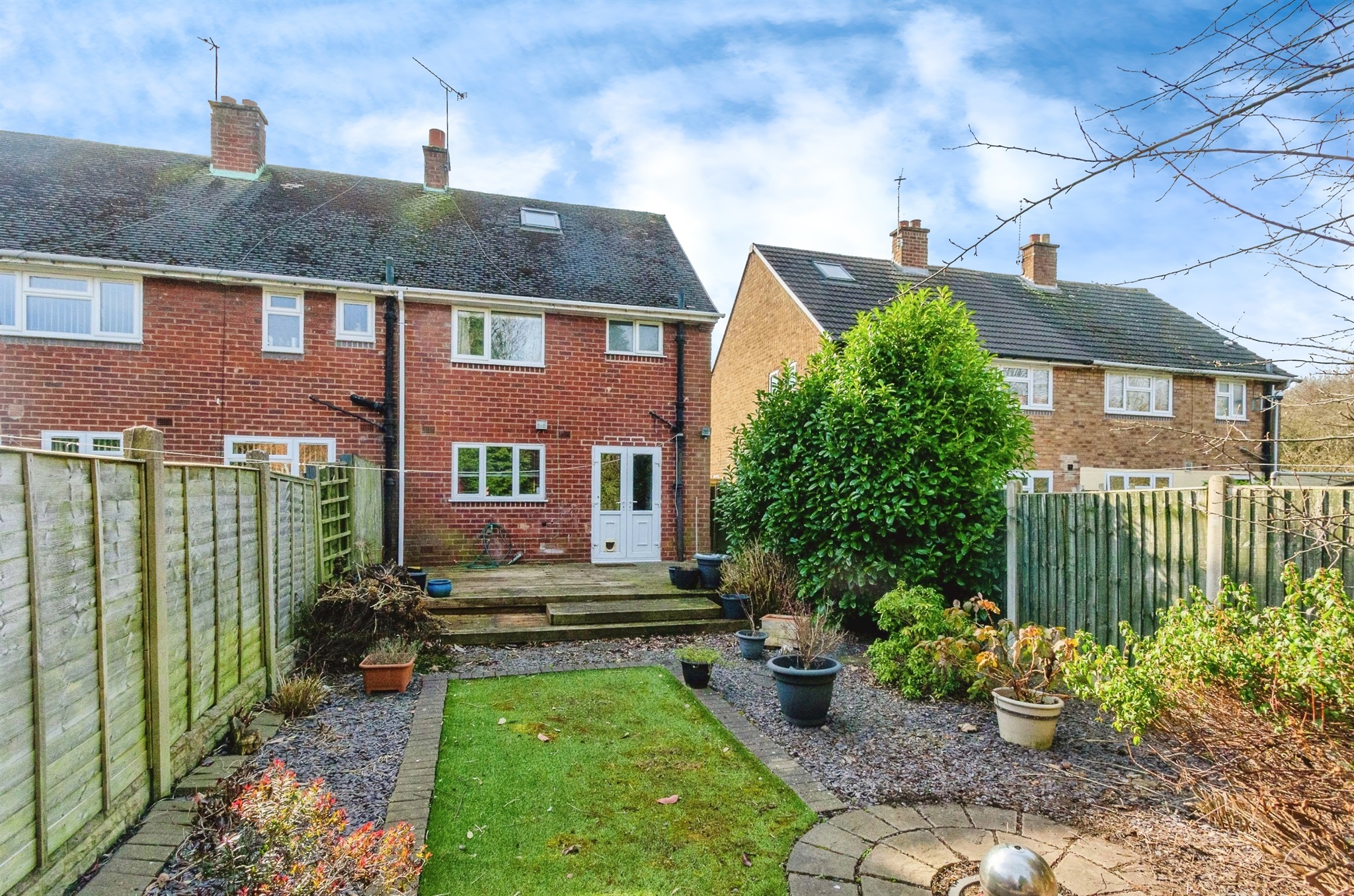 2 bed End of Terrace