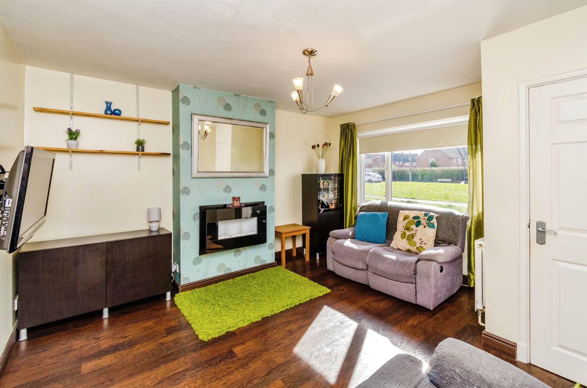 2 bed End of Terrace