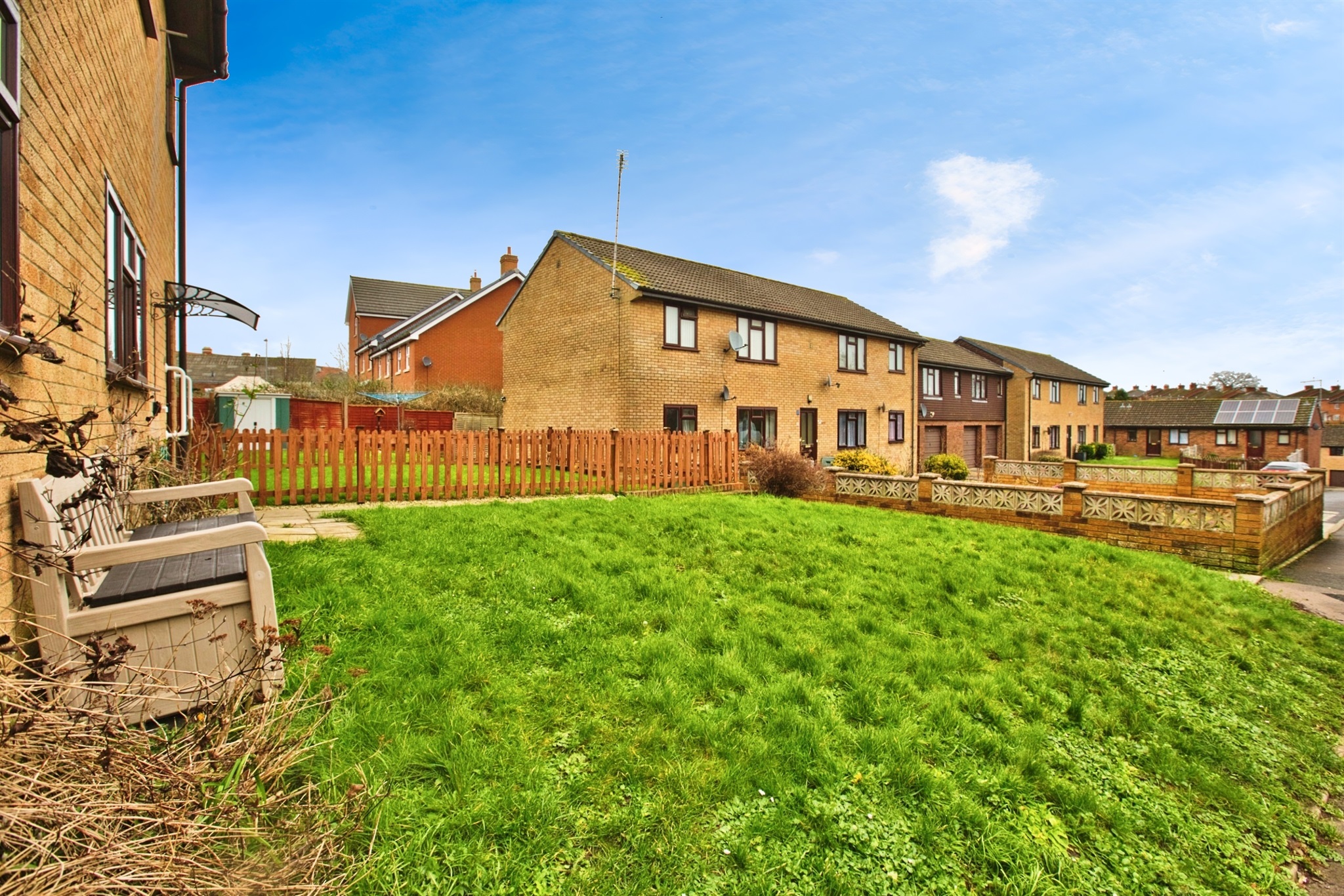 1 bed Ground Flat