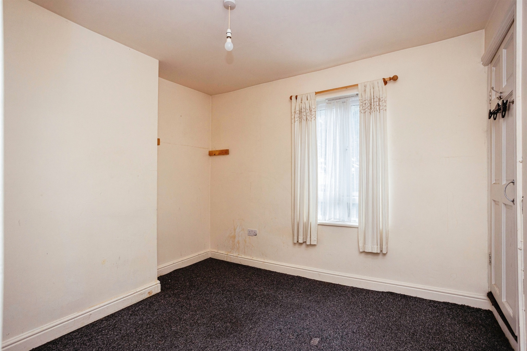 2 bed Terraced