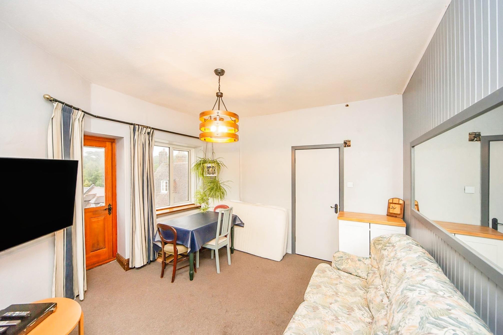 1 bed Apartment