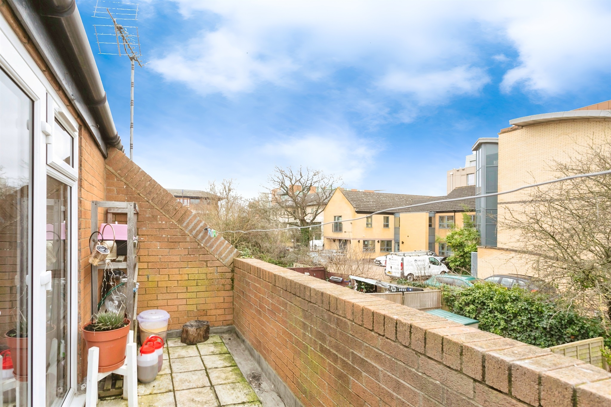 1 bed Ground Maisonette