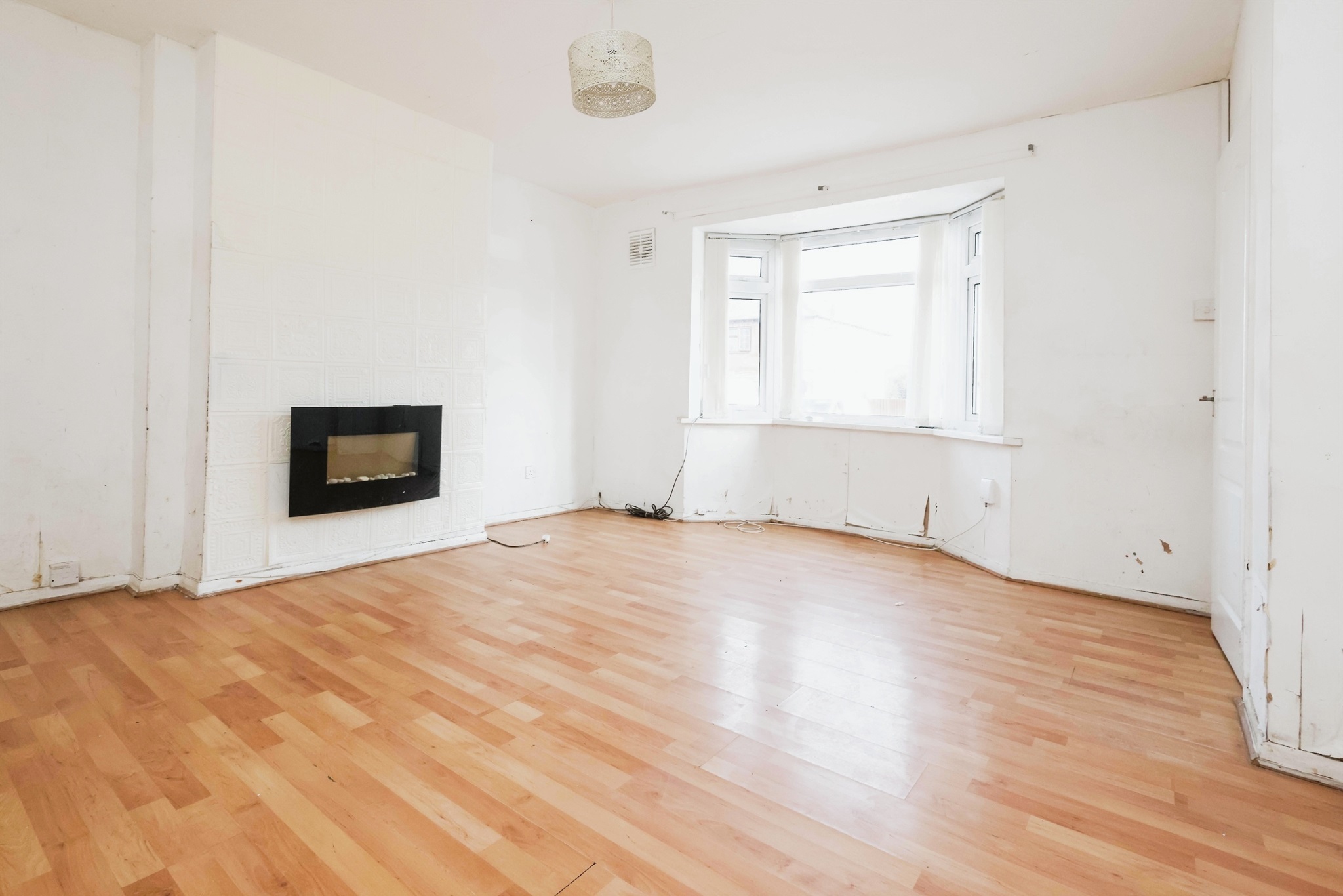 3 bed Semi-Detached