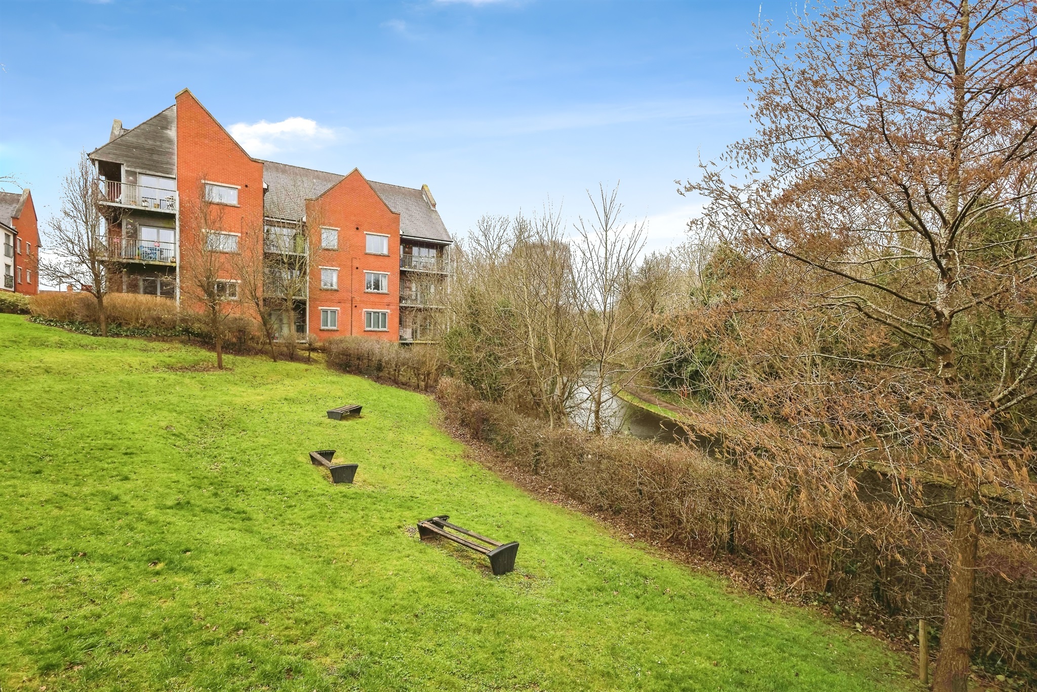 2 bed Apartment