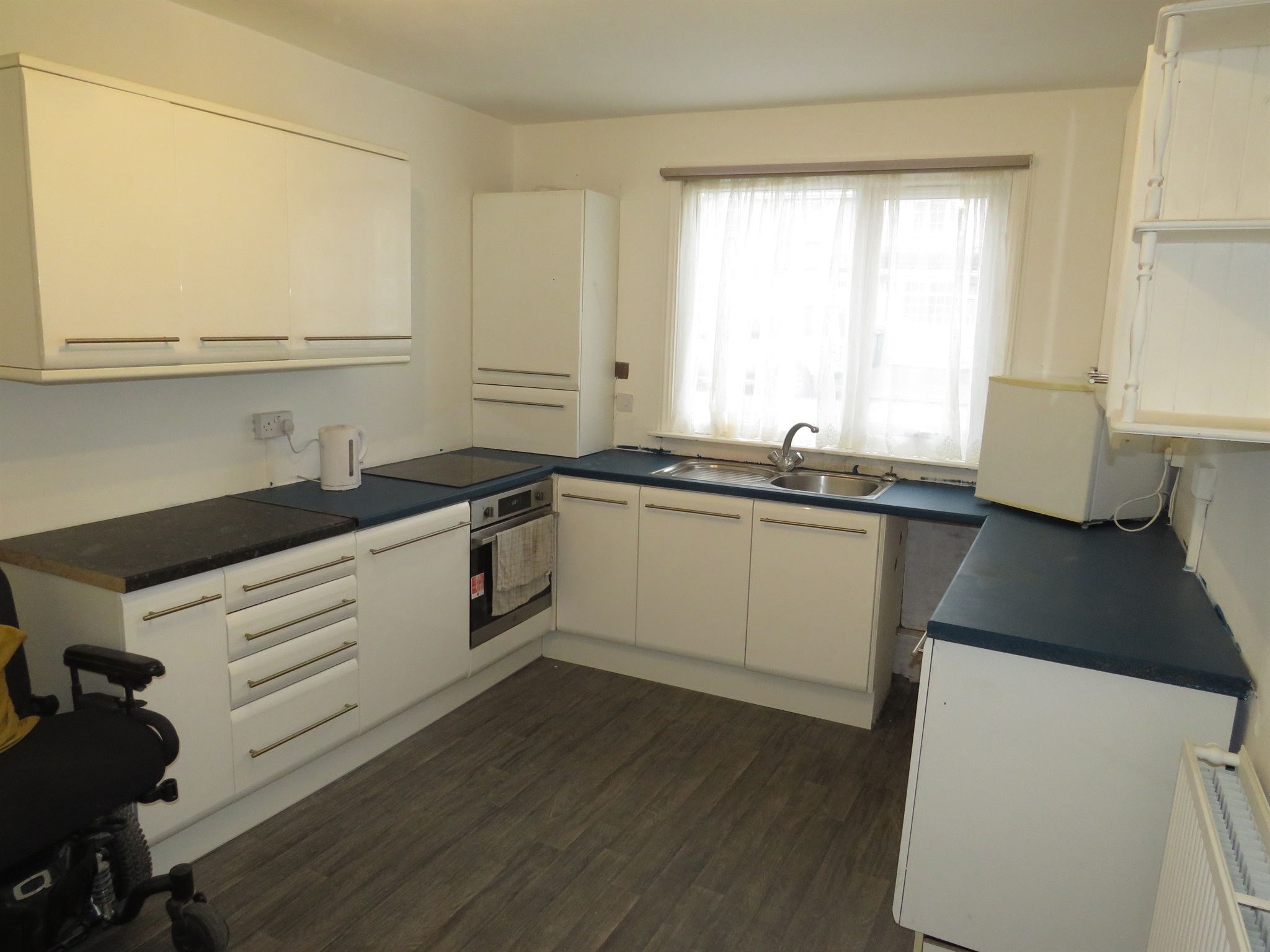3 bed Semi-Detached