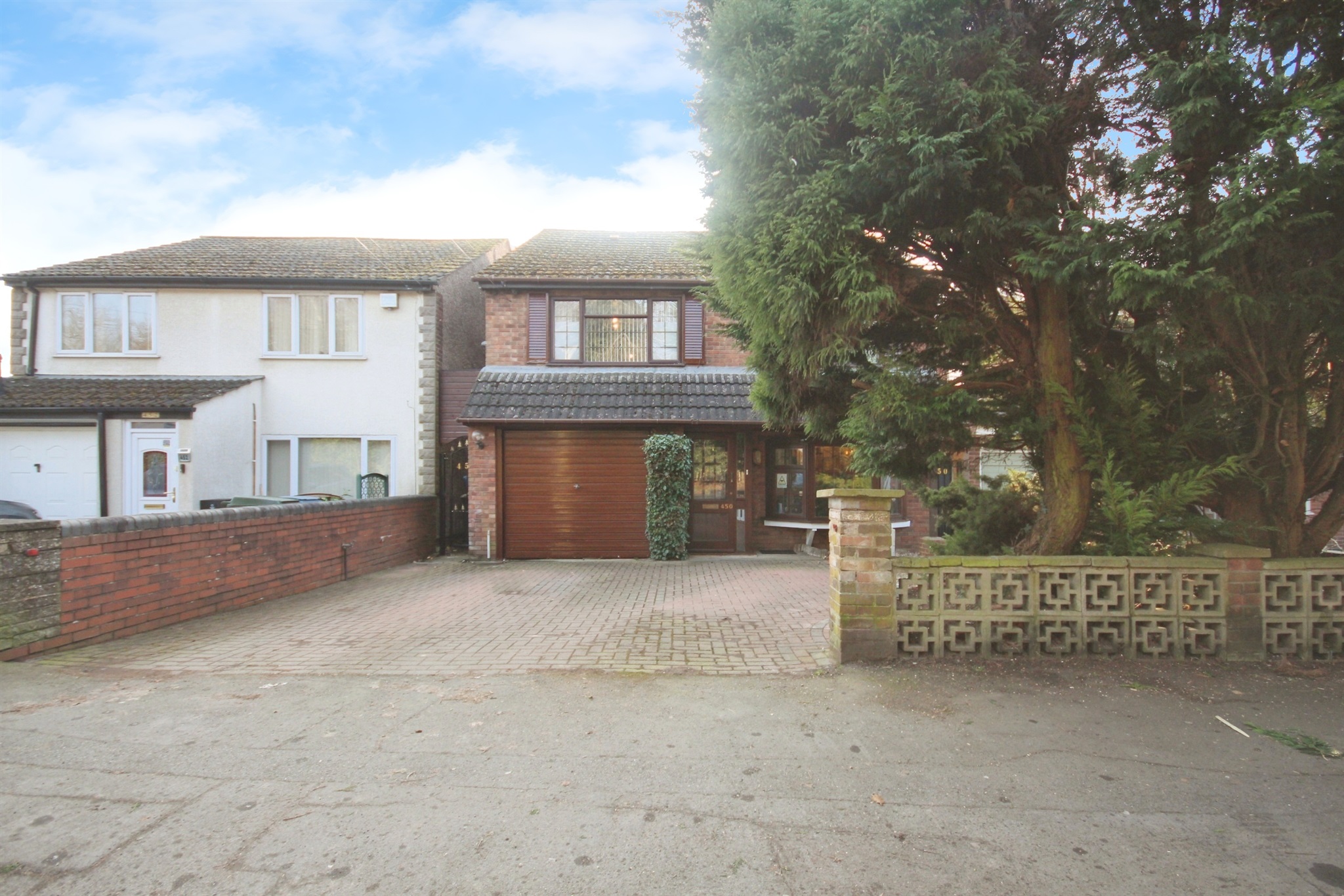 4 bed Detached