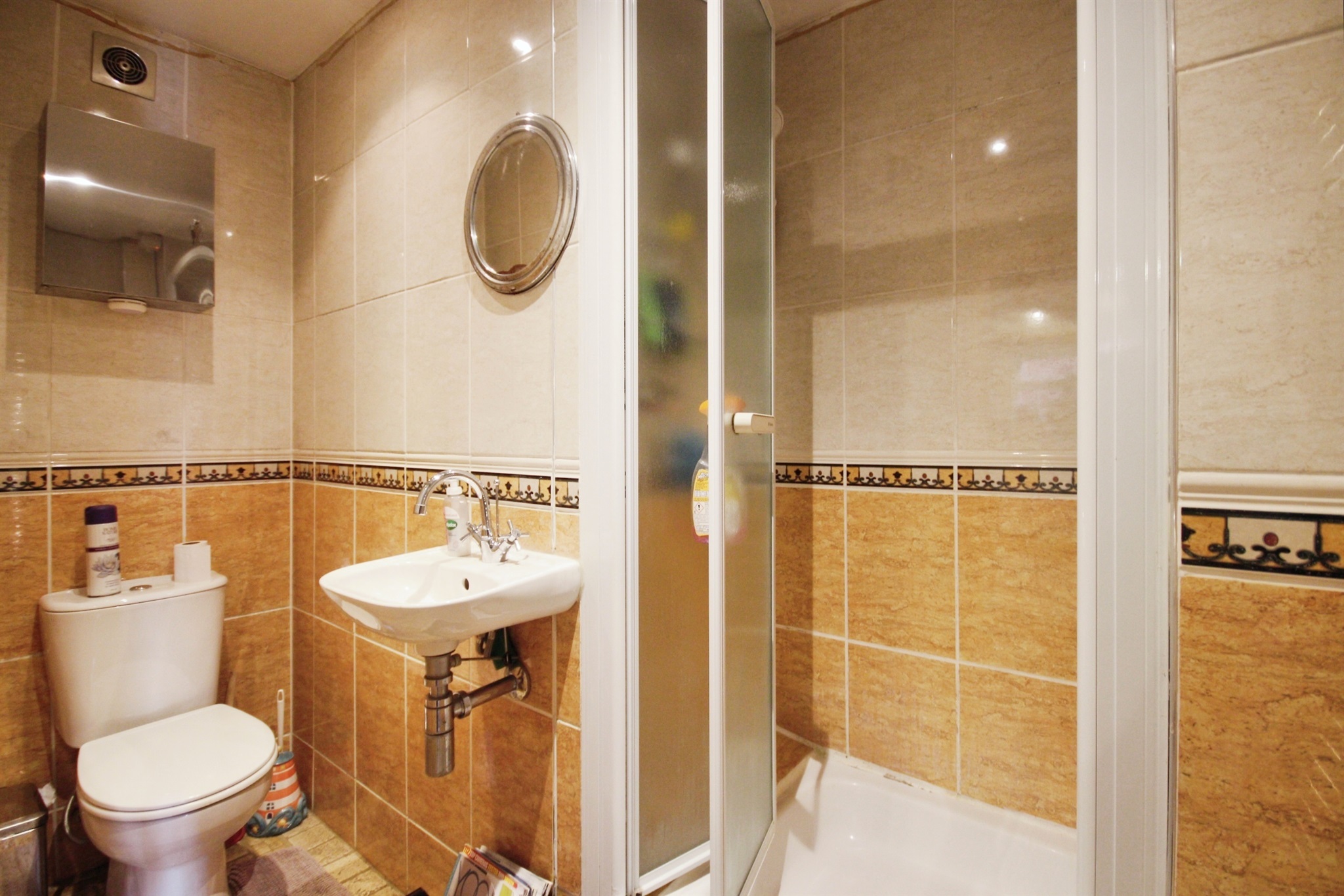 4 bed Detached