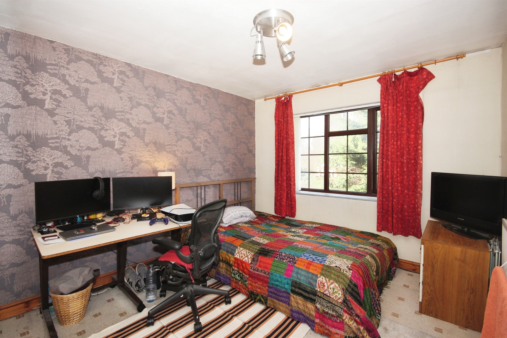 4 bed Detached