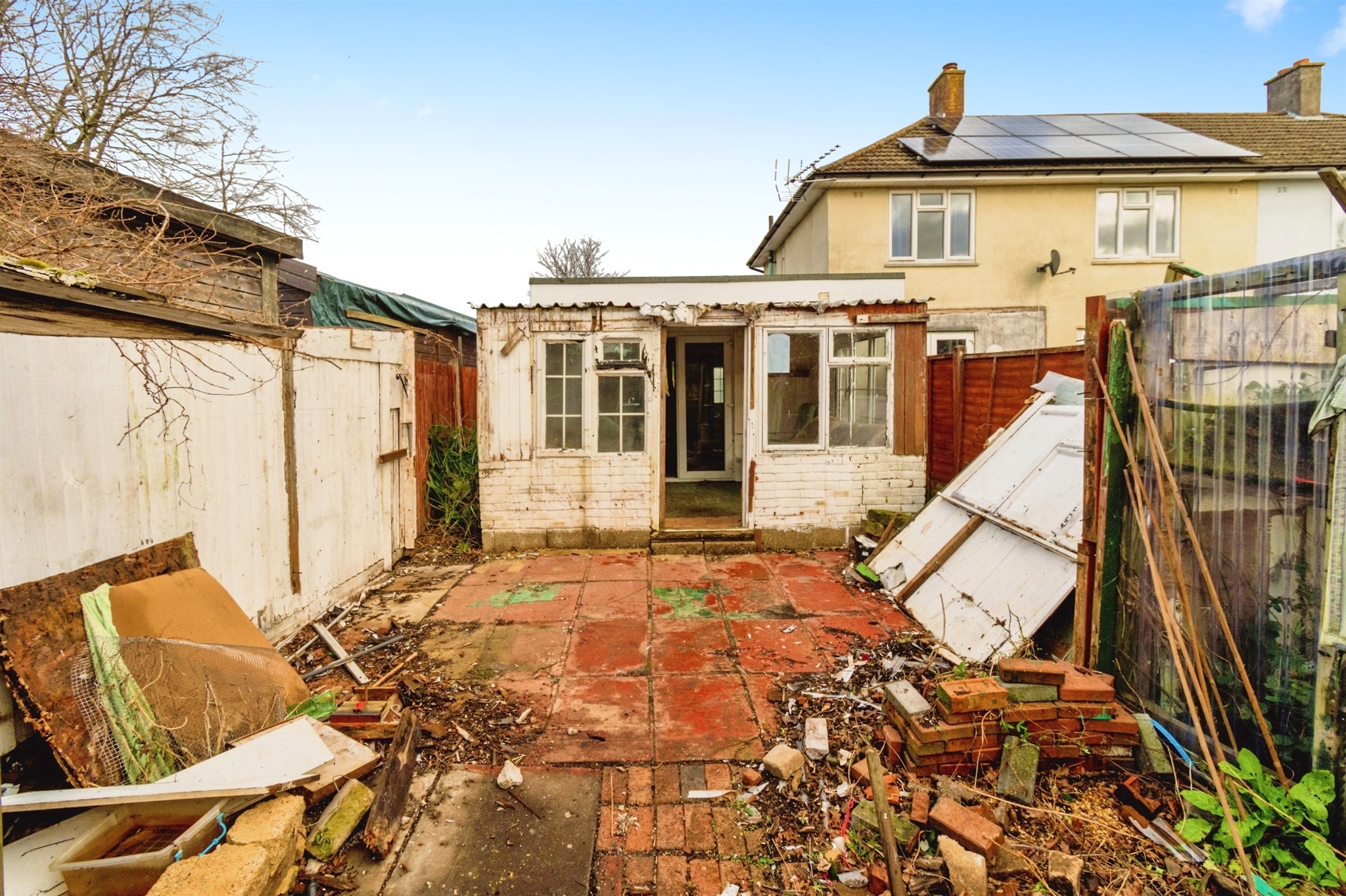1 bed Semi-Detached Bungalow