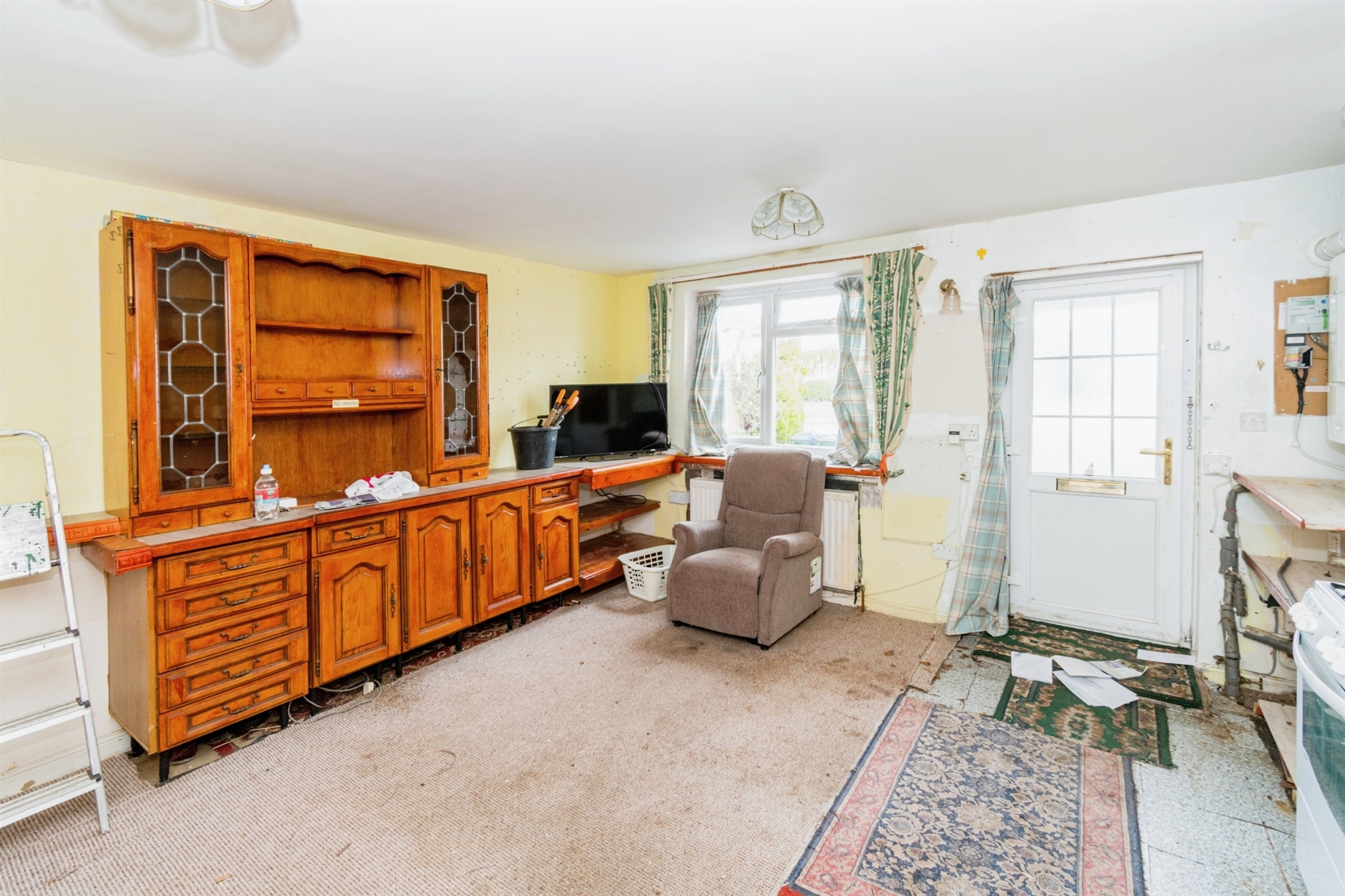 1 bed Semi-Detached Bungalow