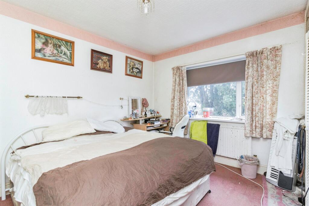 3 bed Semi-Detached