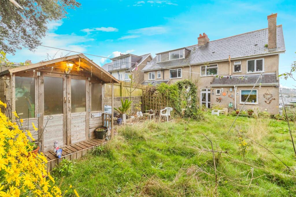 3 bed Semi-Detached