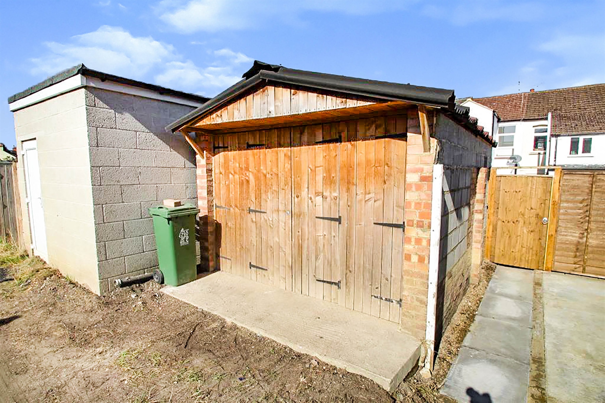 3 bed Terraced