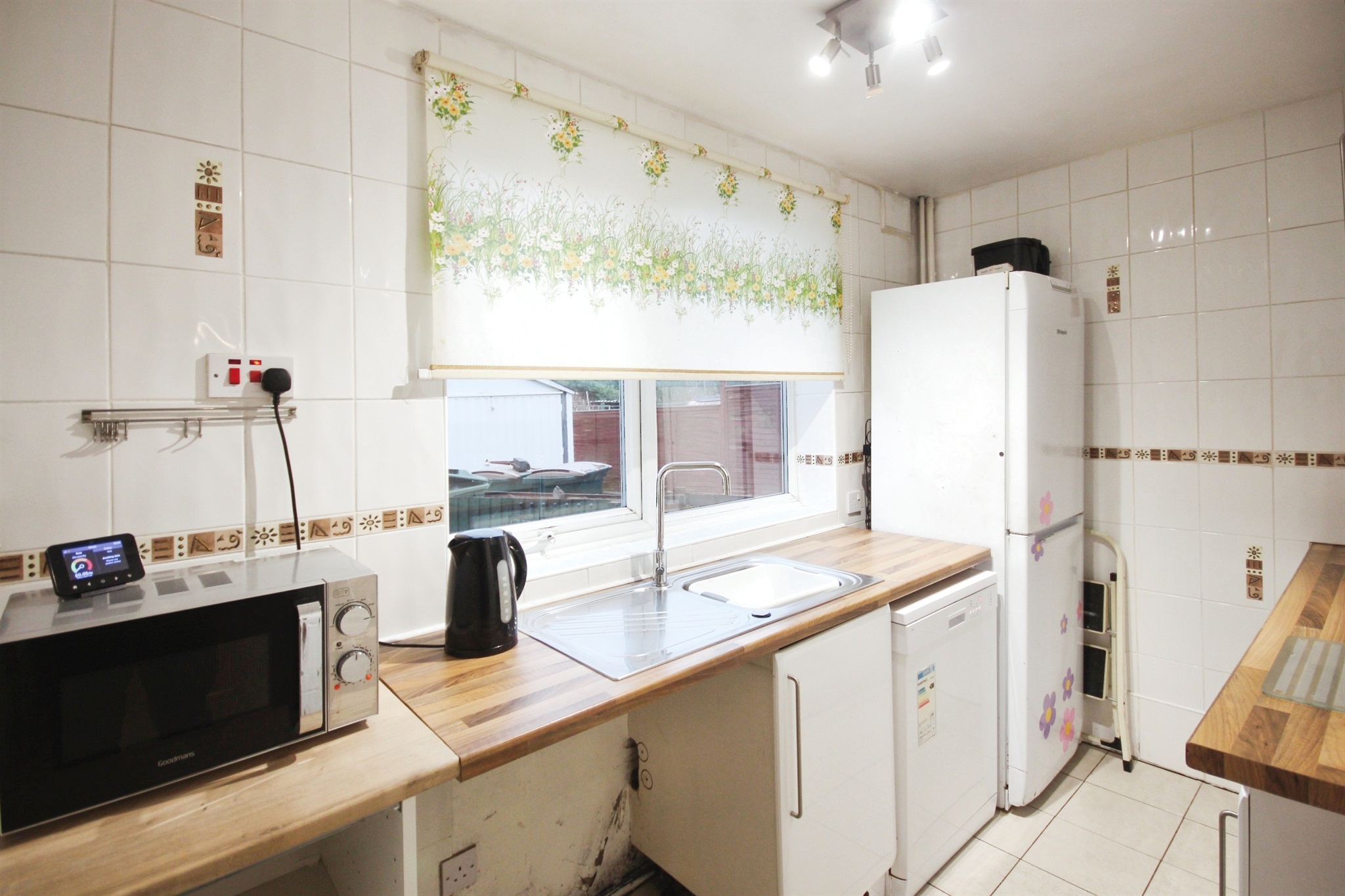 2 bed Maisonette