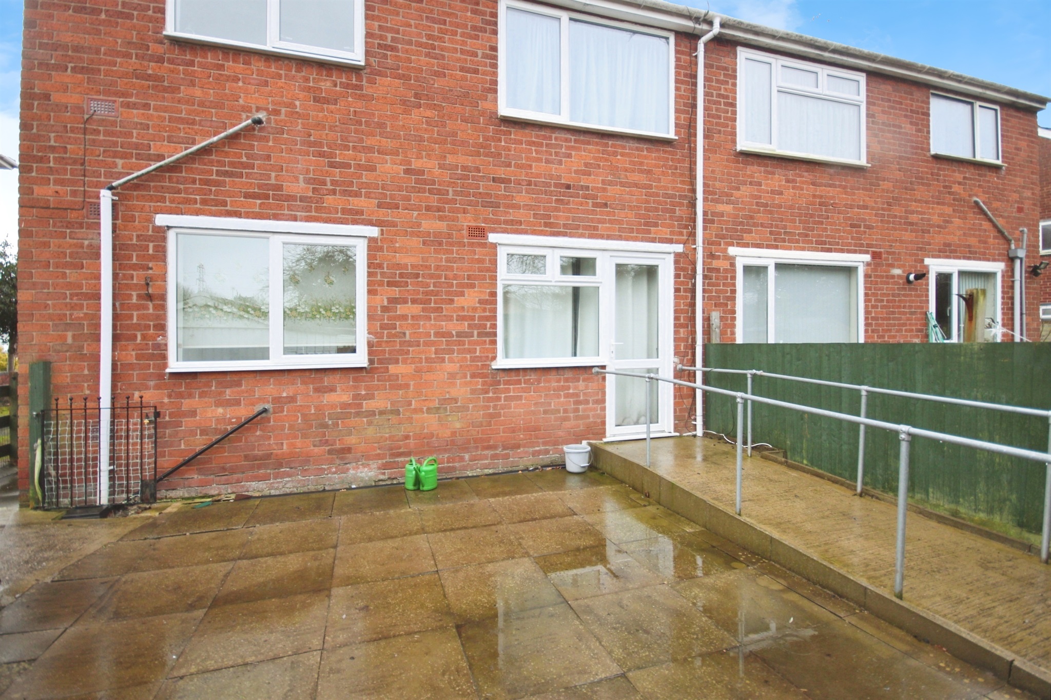 2 bed Maisonette