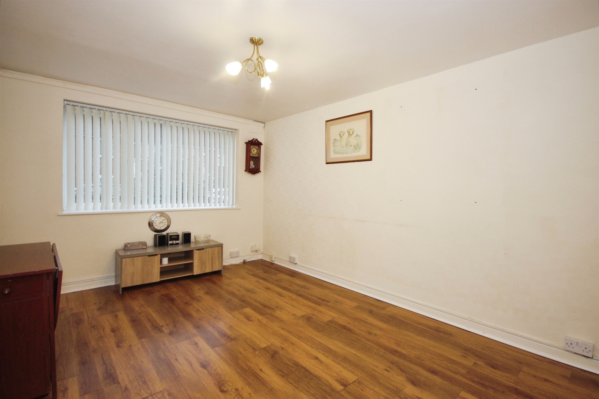 2 bed Maisonette