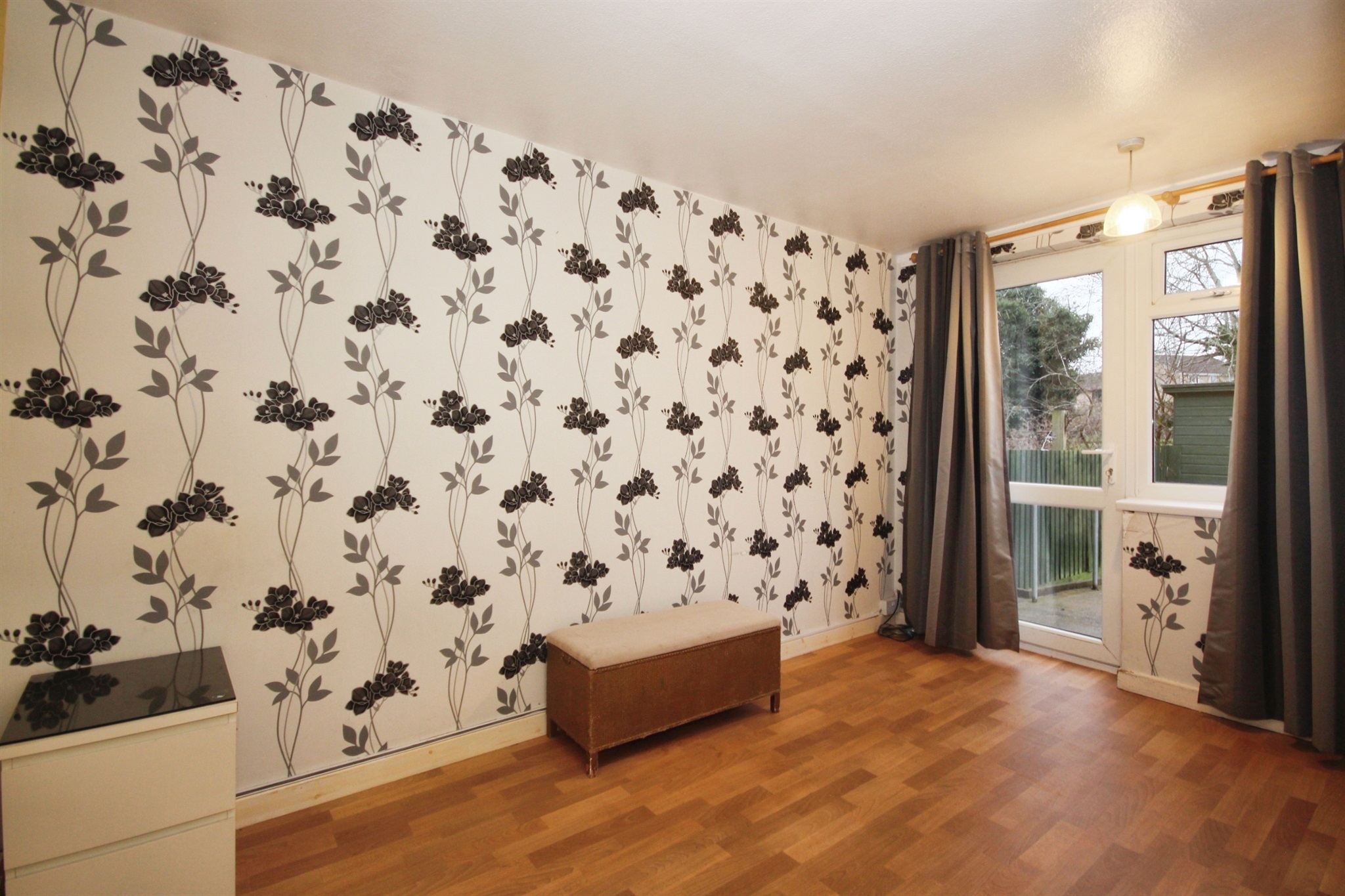 2 bed Maisonette