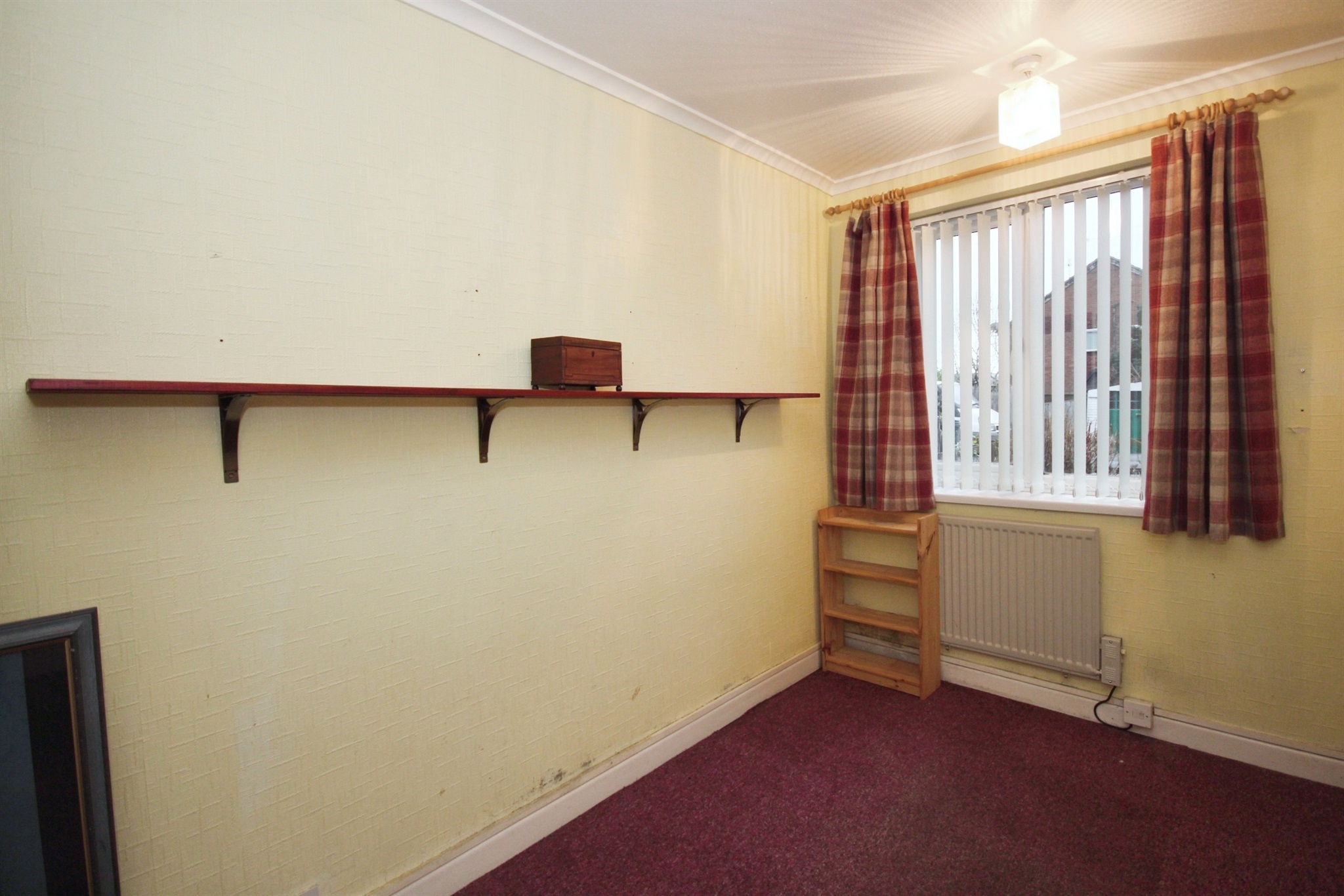 2 bed Maisonette