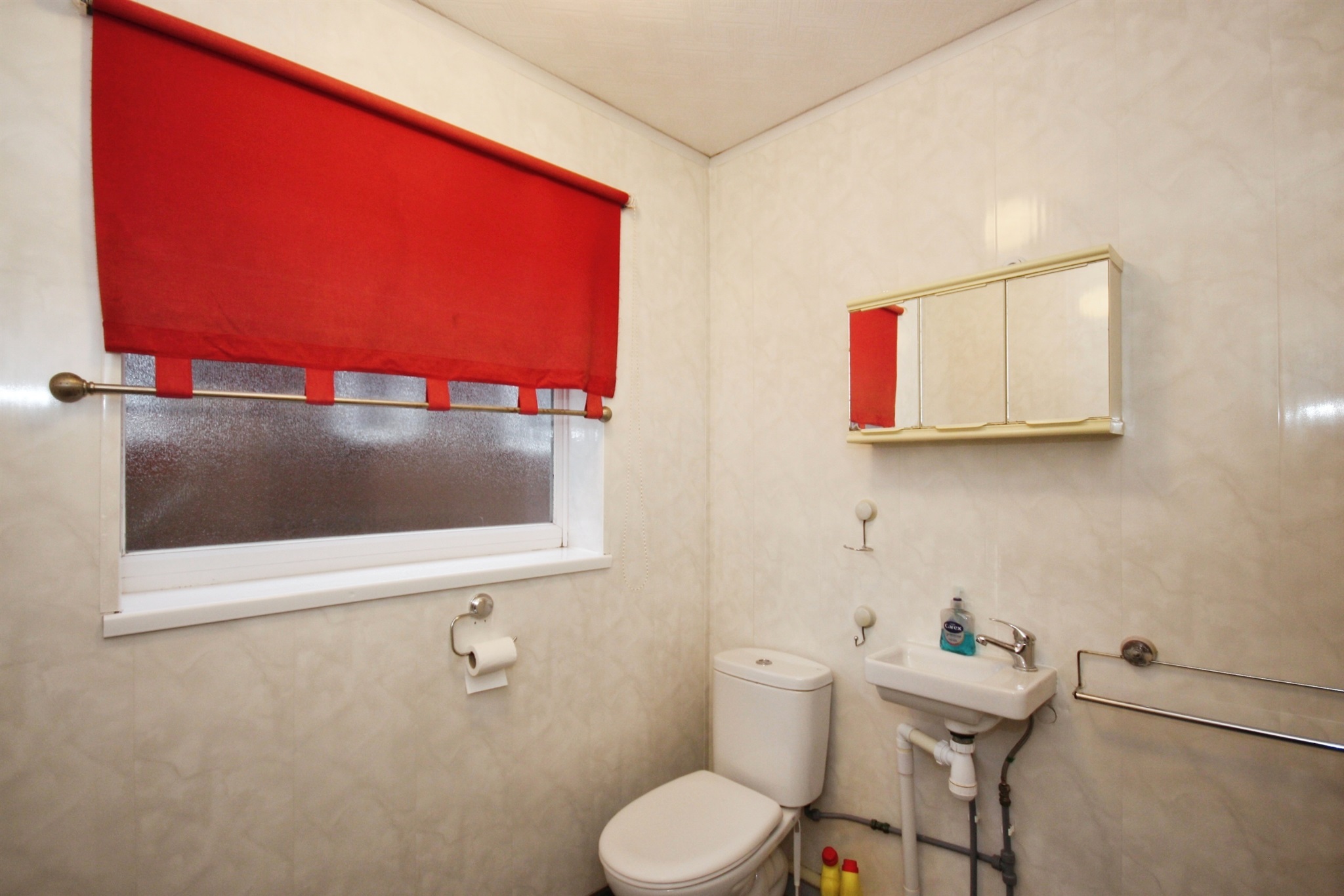 2 bed Maisonette