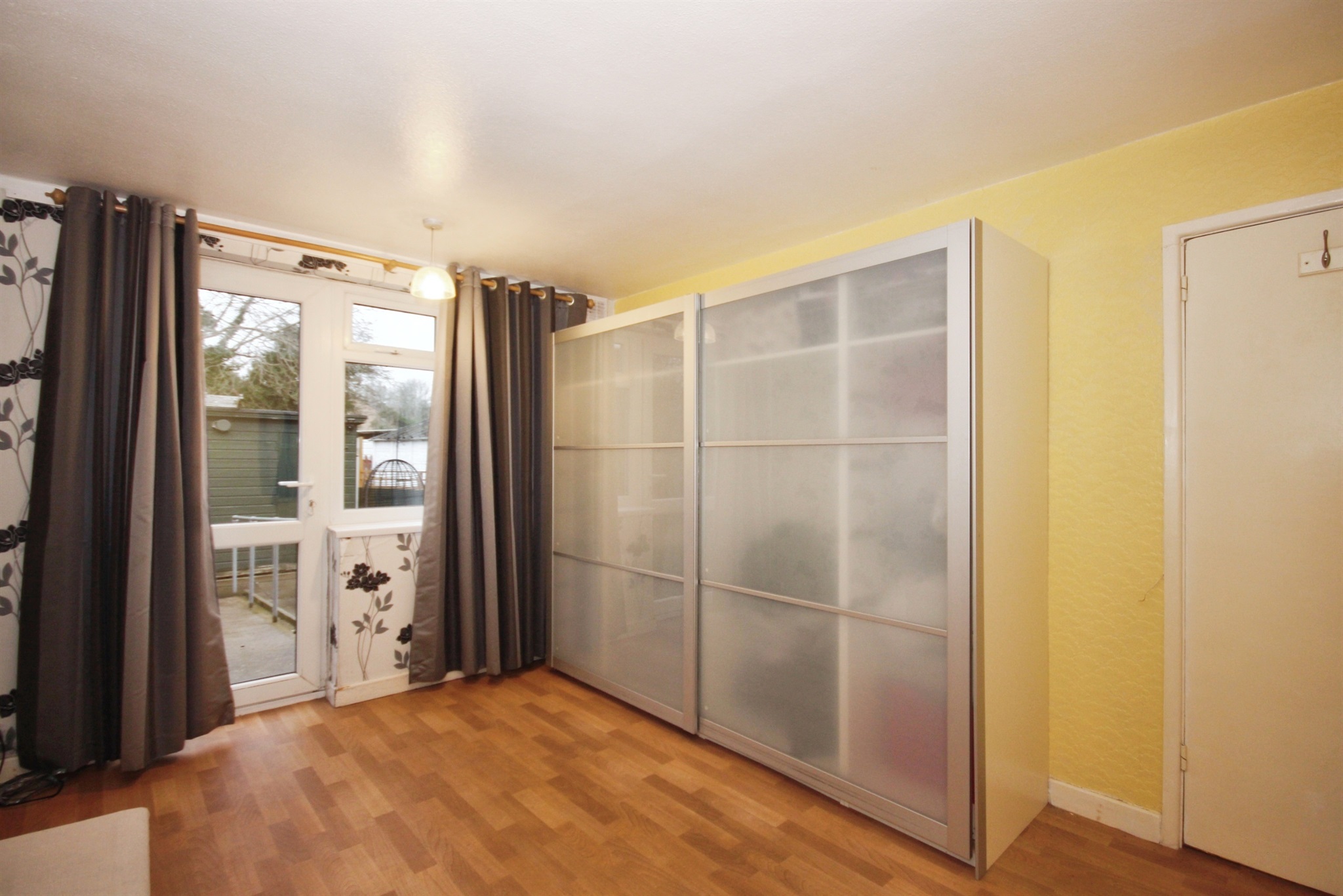 2 bed Maisonette