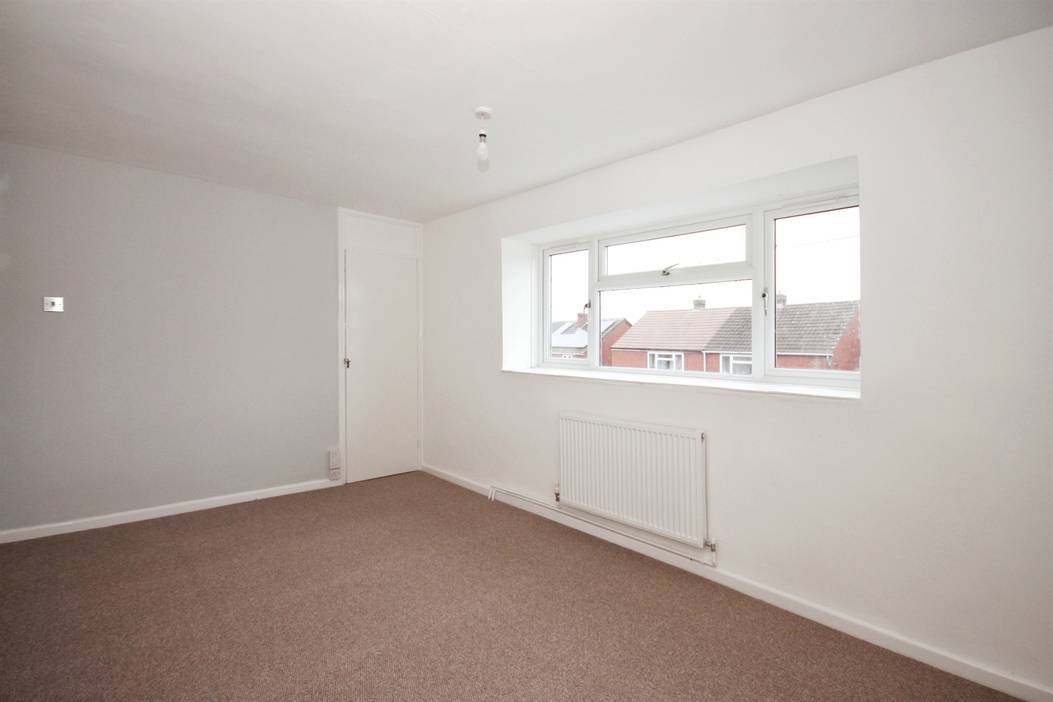 2 bed Semi-Detached