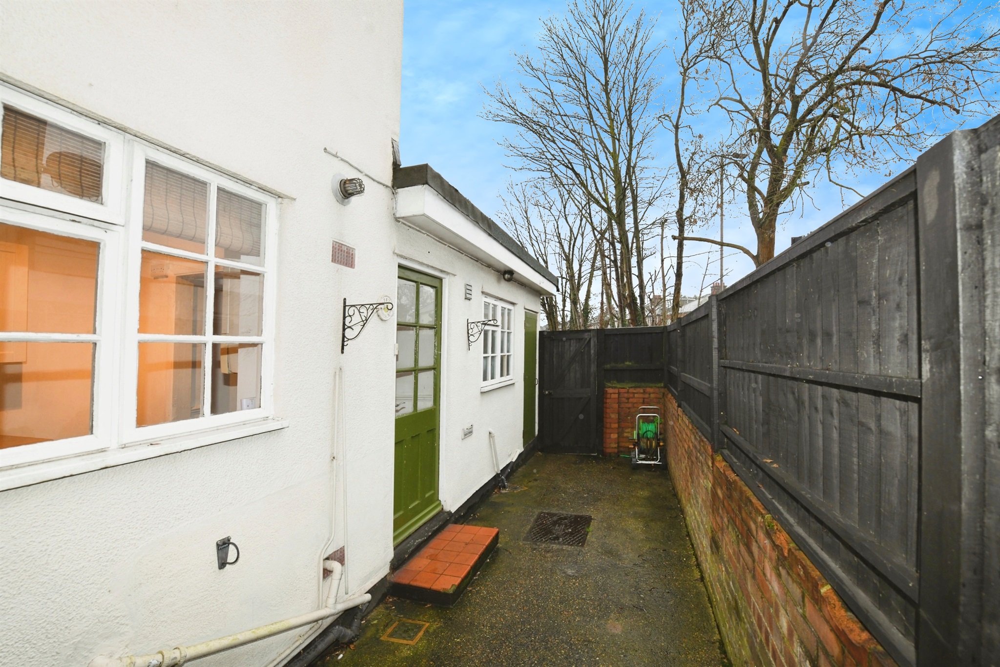 3 bed Terraced