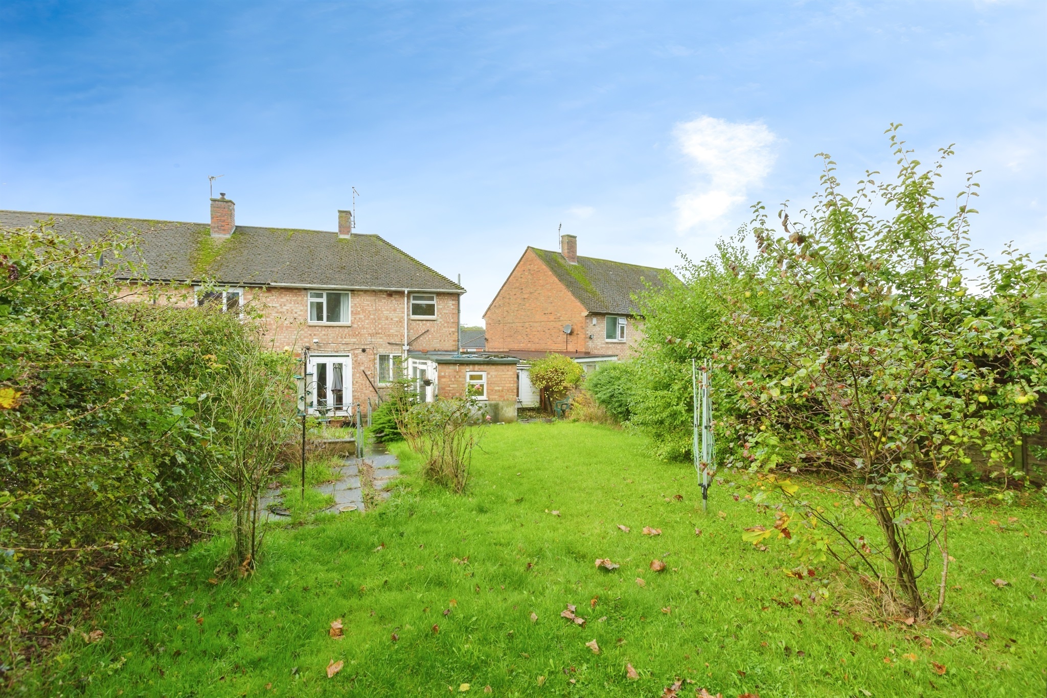 3 bed End of Terrace