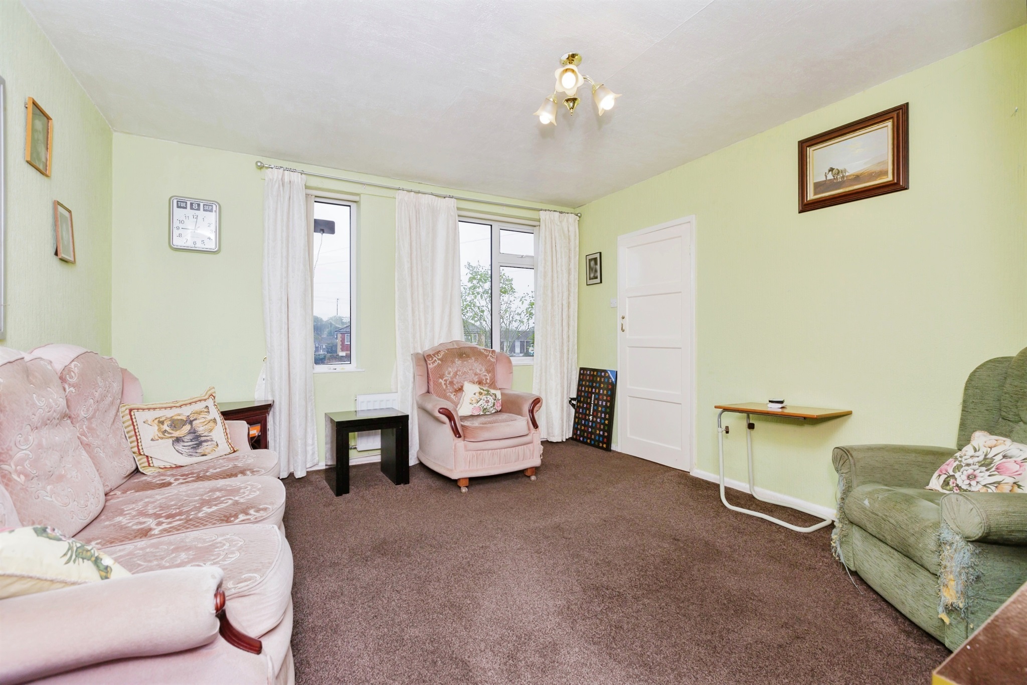 3 bed End of Terrace